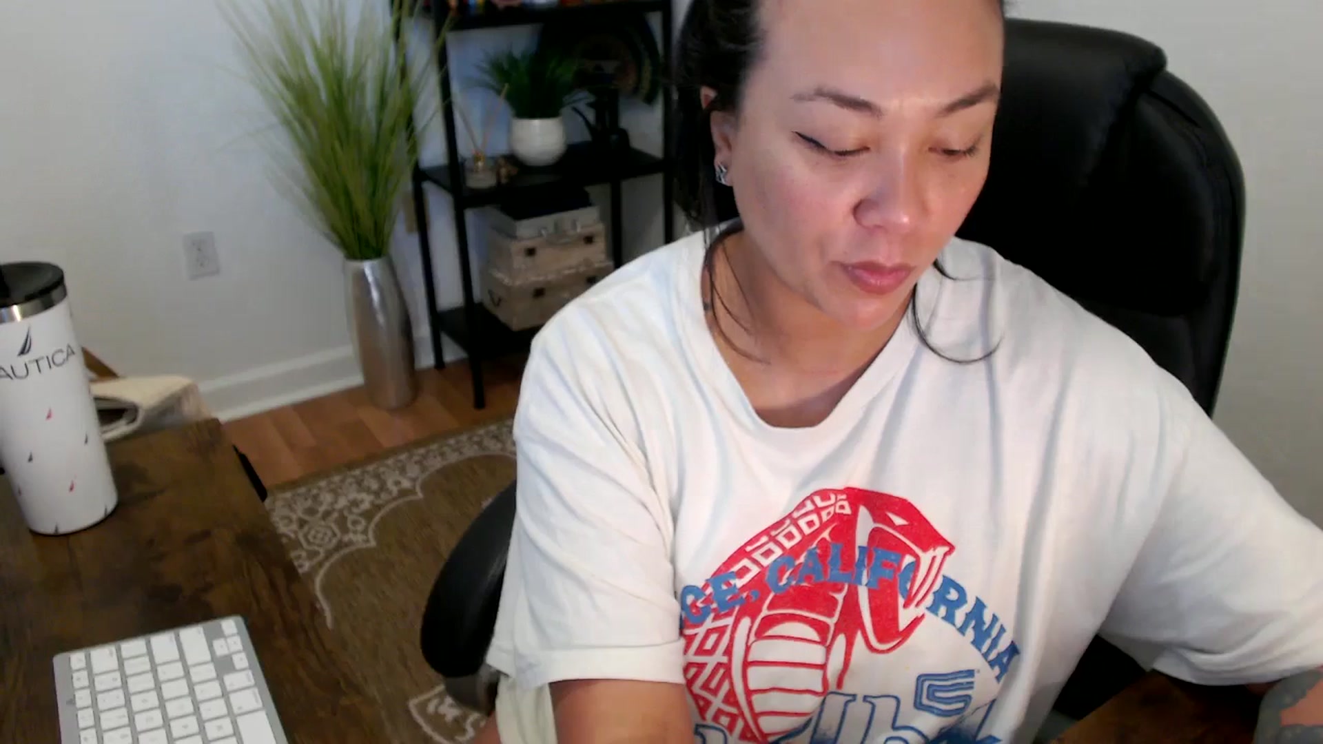 Gallery image thumbnail from MickaylaStar's myfreecams stream on, 04/14/2025, 15:55 image 4 of 20
