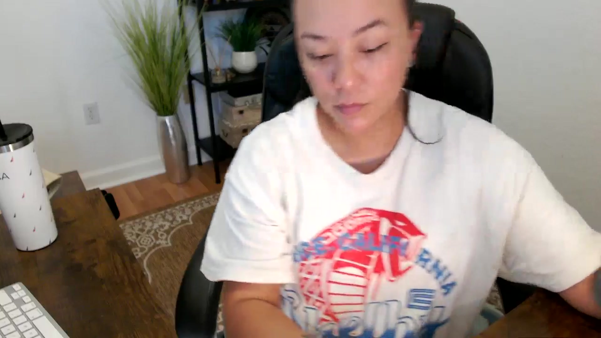 Gallery image thumbnail from MickaylaStar's myfreecams stream on, 04/14/2025, 18:09 image 5 of 20