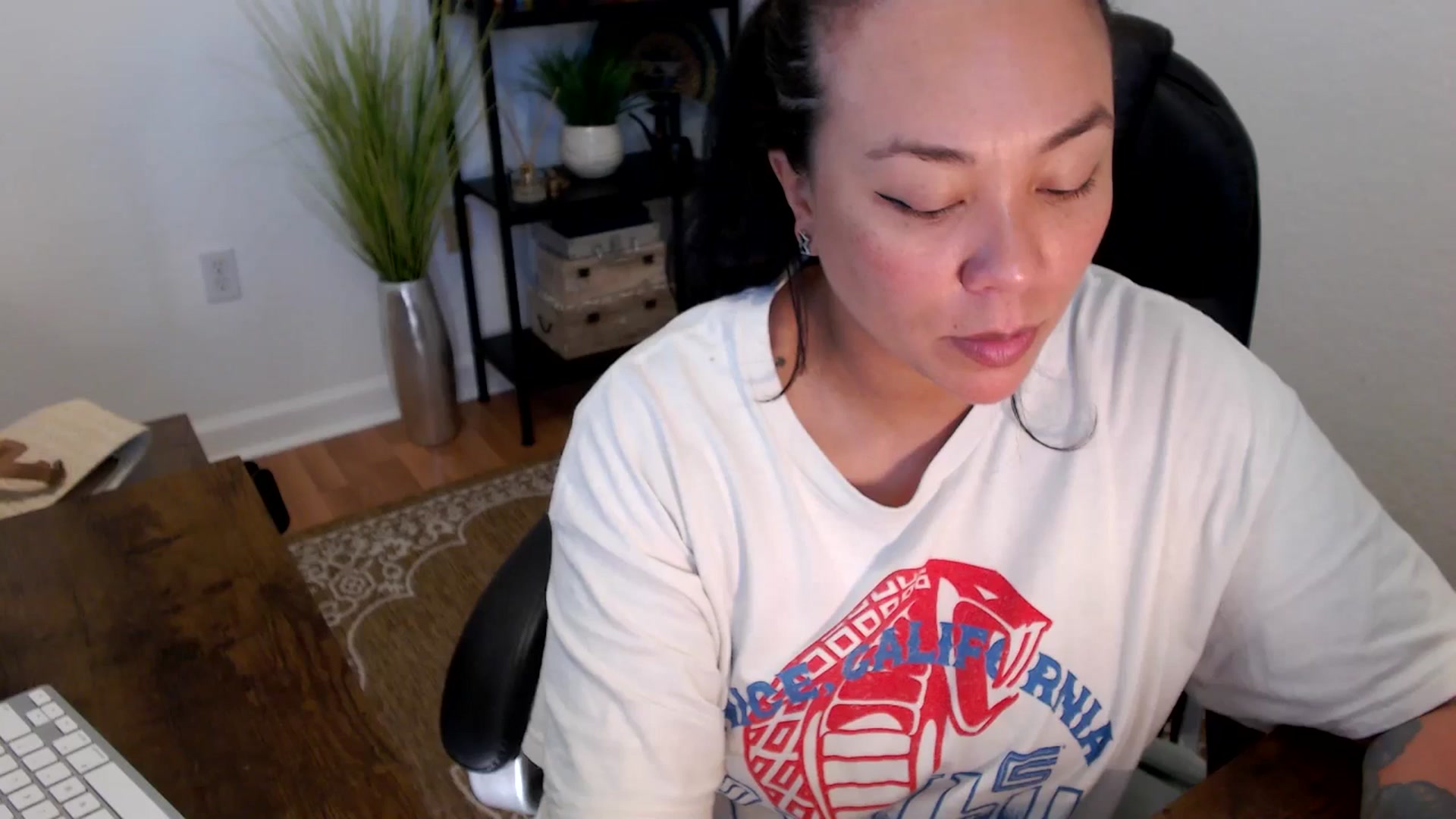 Gallery image thumbnail from MickaylaStar's myfreecams stream on, 04/14/2025, 18:09 image 13 of 20