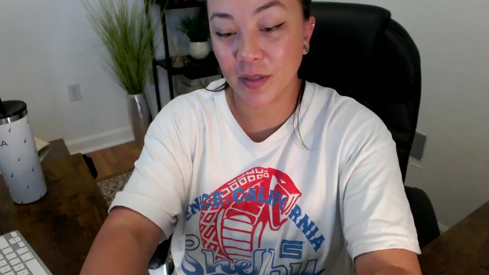 Gallery image thumbnail from MickaylaStar's myfreecams stream on, 04/14/2025, 18:09 image 1 of 20
