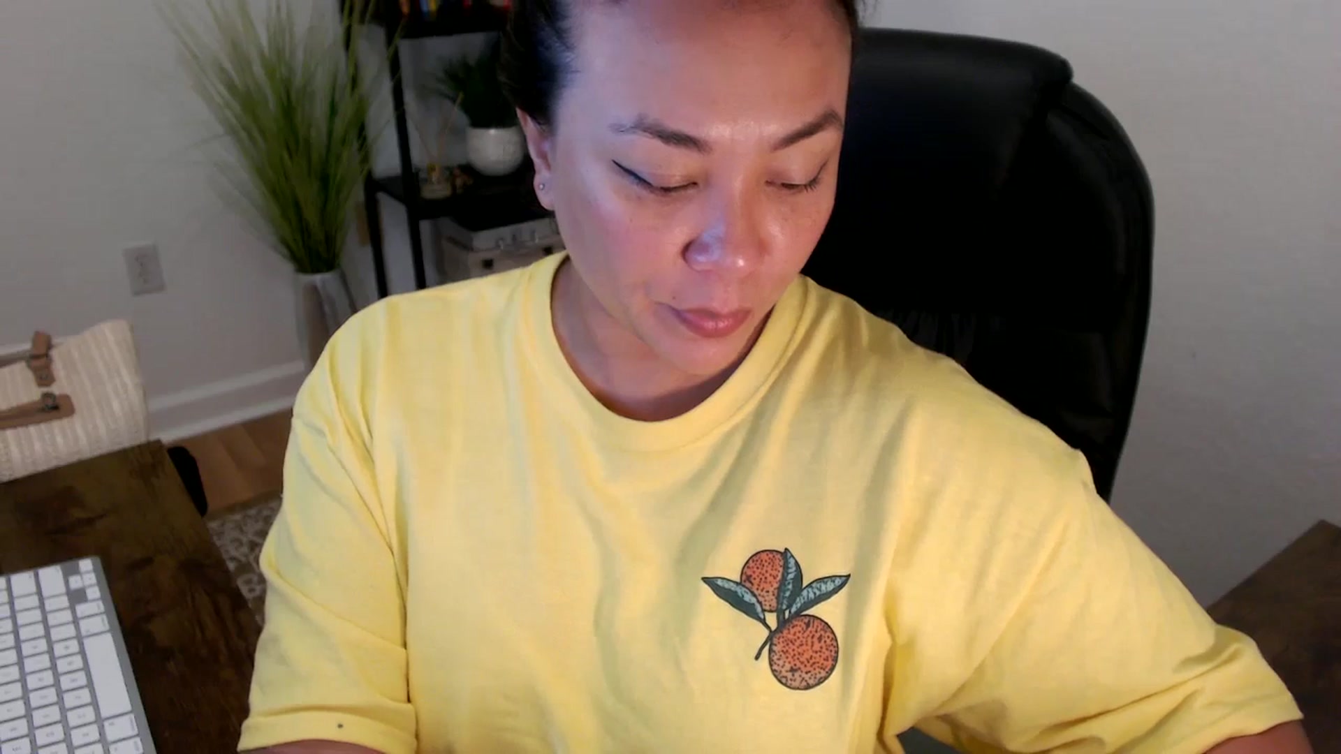 Gallery image thumbnail from MickaylaStar's myfreecams stream on, 04/15/2025, 14:47 image 10 of 20