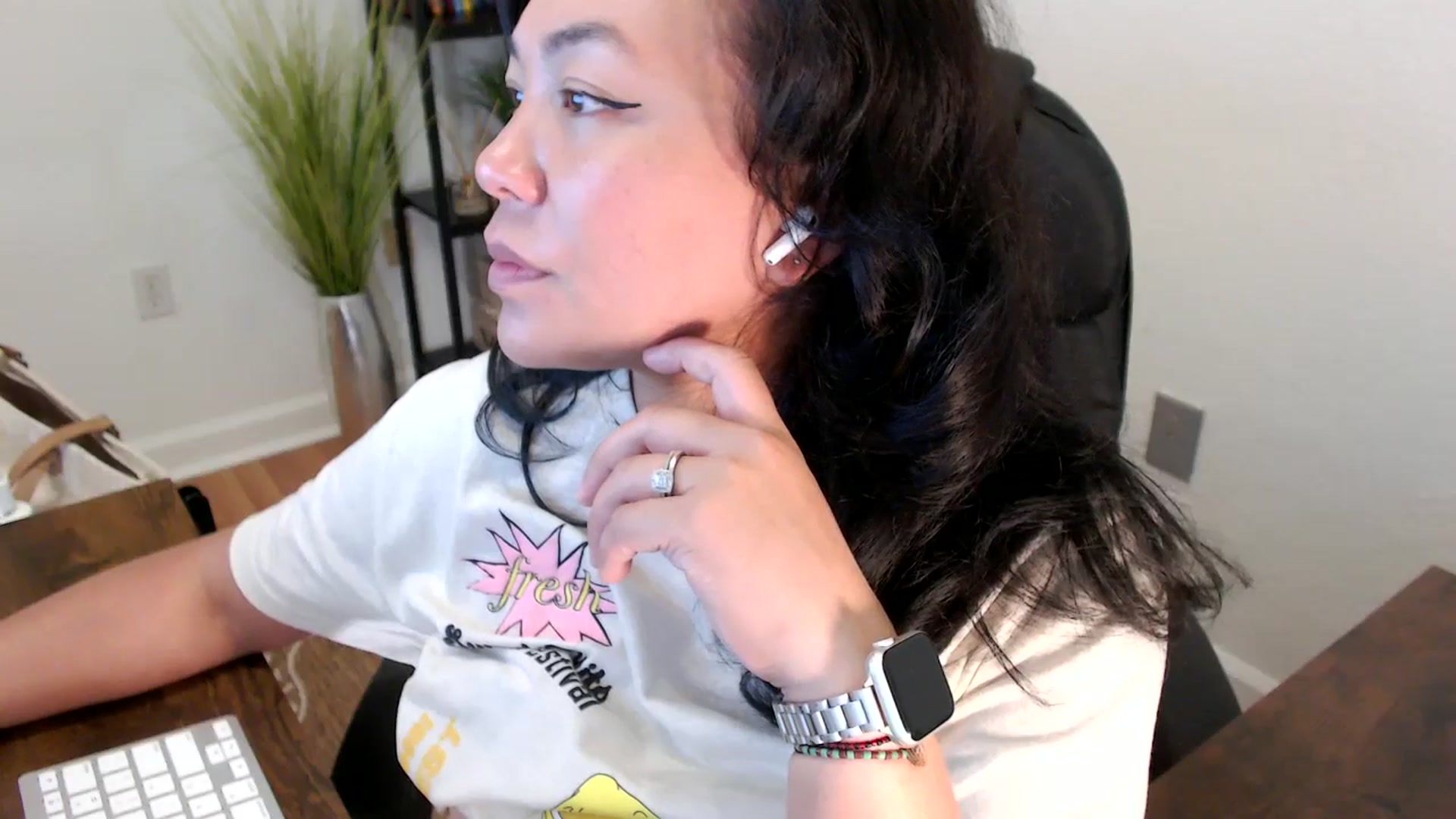 Gallery image thumbnail from MickaylaStar's myfreecams stream on, 04/16/2025, 16:45 image 10 of 20
