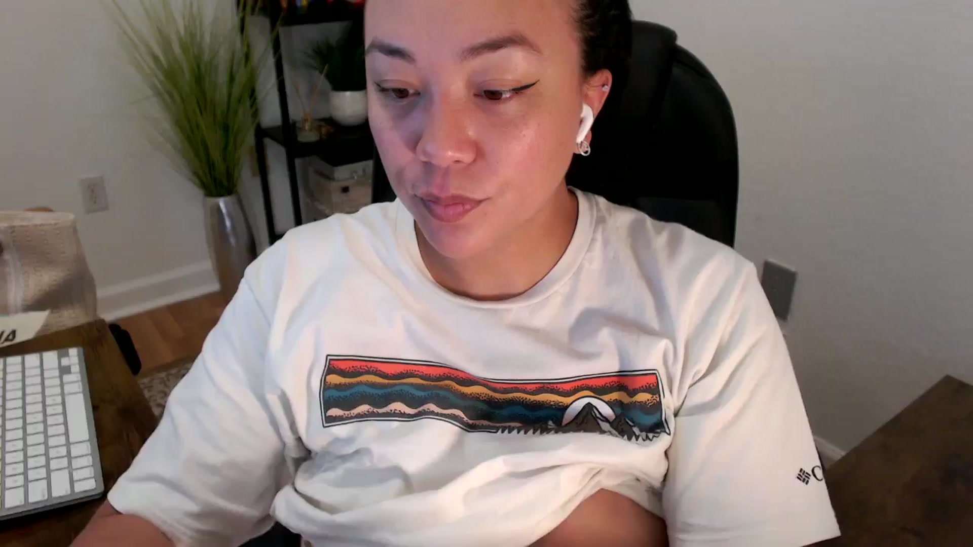 Gallery image thumbnail from MickaylaStar's myfreecams stream on, 04/17/2025, 16:33 image 20 of 20