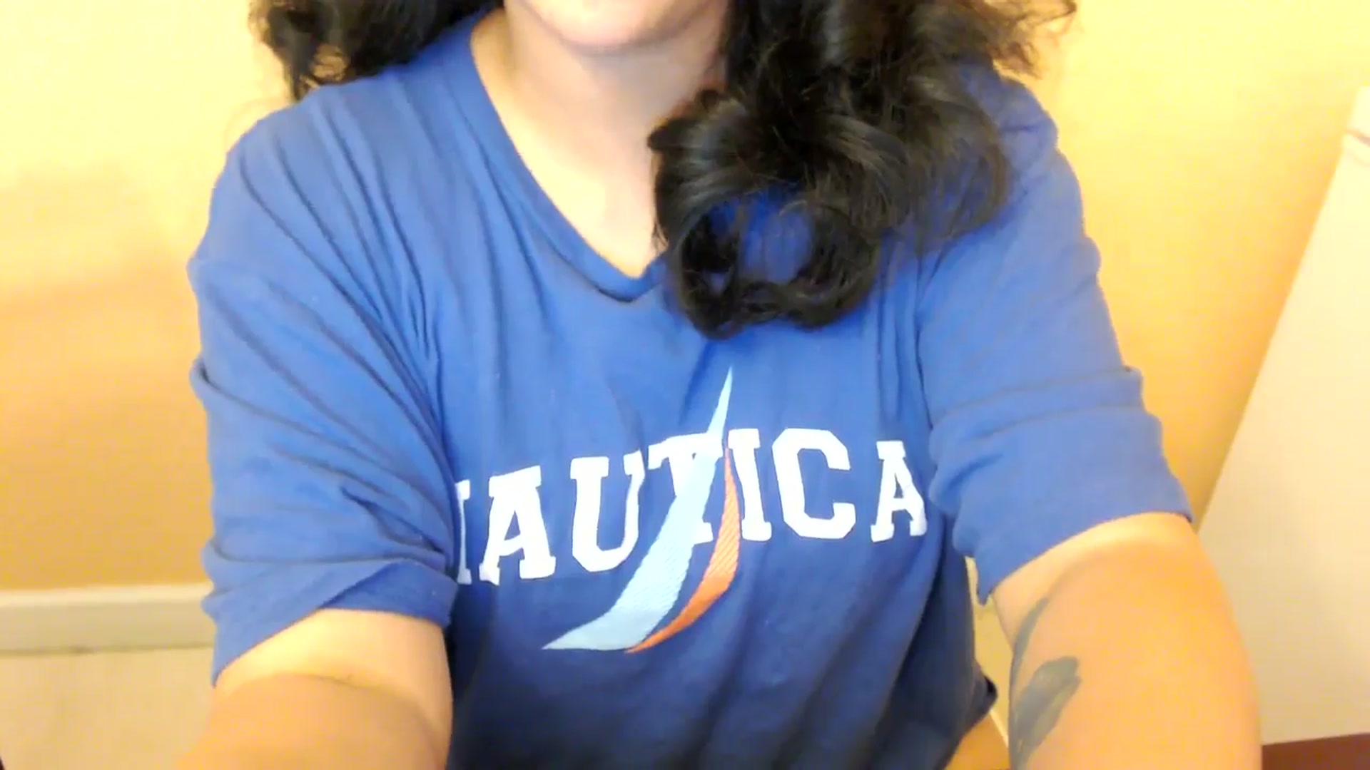 Gallery image thumbnail from MickaylaStar's myfreecams stream on, 04/19/2025, 20:33 image 16 of 20