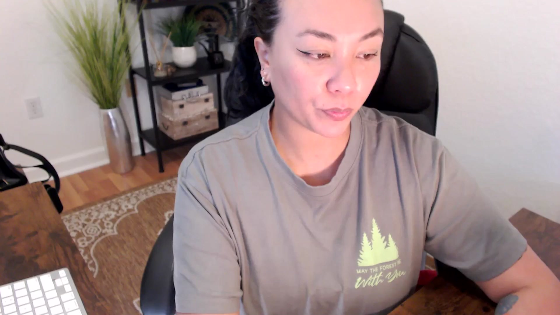 Gallery image thumbnail from MickaylaStar's myfreecams stream on, 04/22/2025, 17:56 image 7 of 20