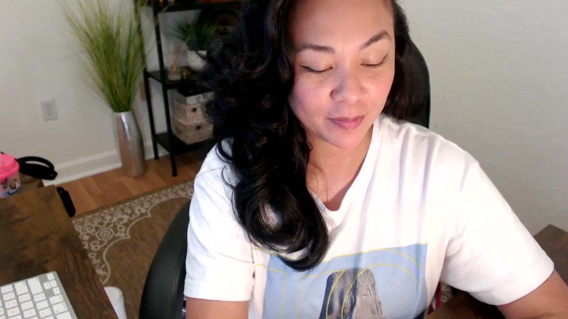 Gallery image thumbnail from MickaylaStar's myfreecams stream on, 04/24/2025, 19:29 image 7 of 20