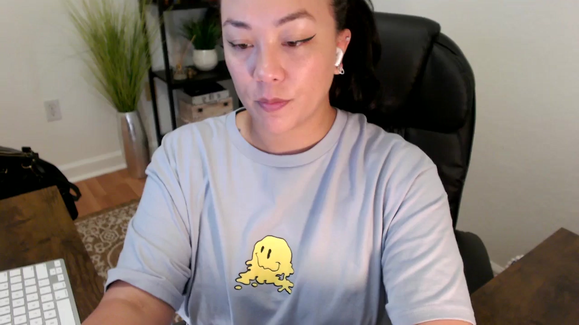Gallery image thumbnail from MickaylaStar's myfreecams stream on, 04/25/2025, 15:51 image 20 of 20