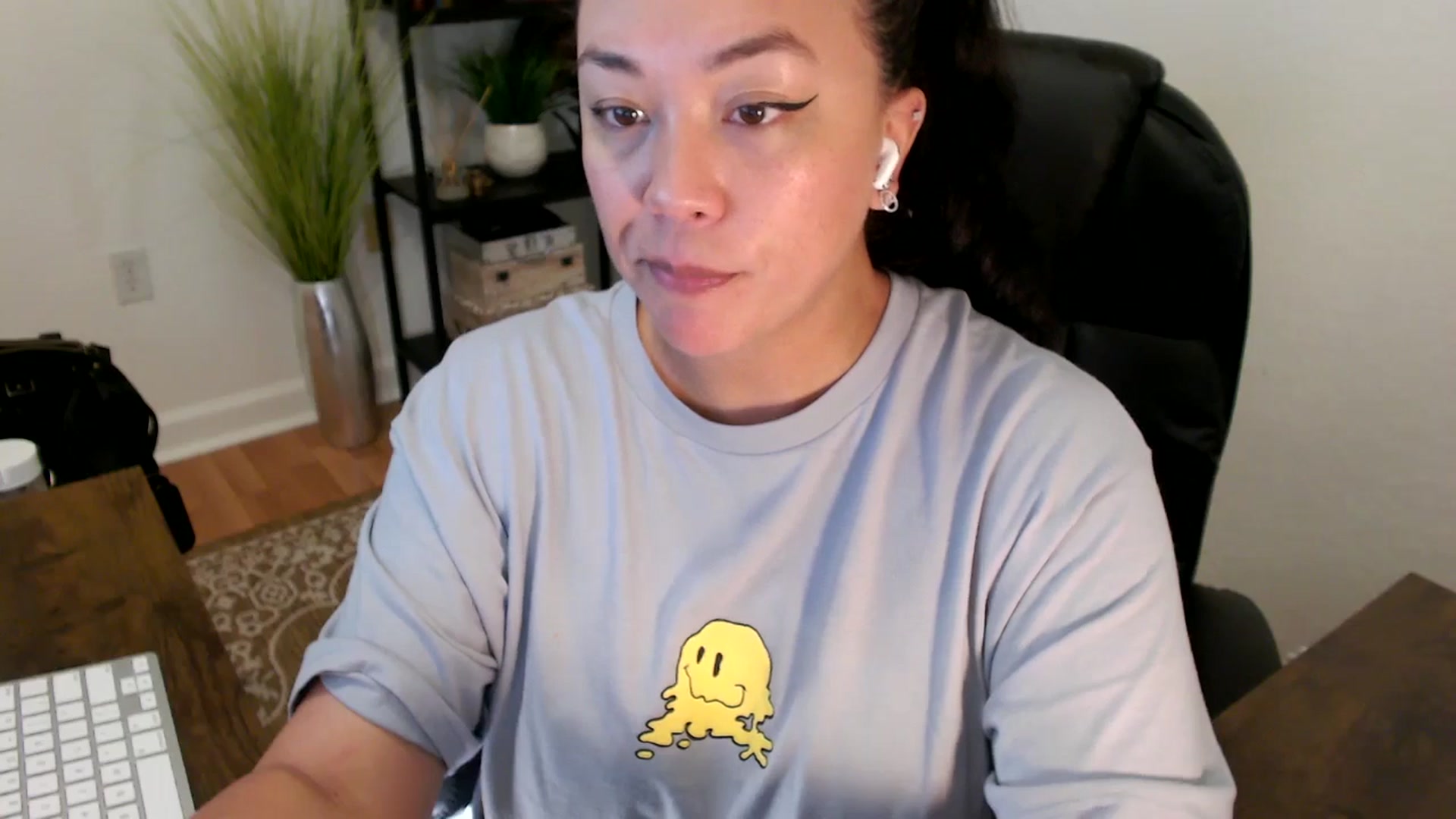Gallery image thumbnail from MickaylaStar's myfreecams stream on, 04/25/2025, 18:10 image 9 of 20