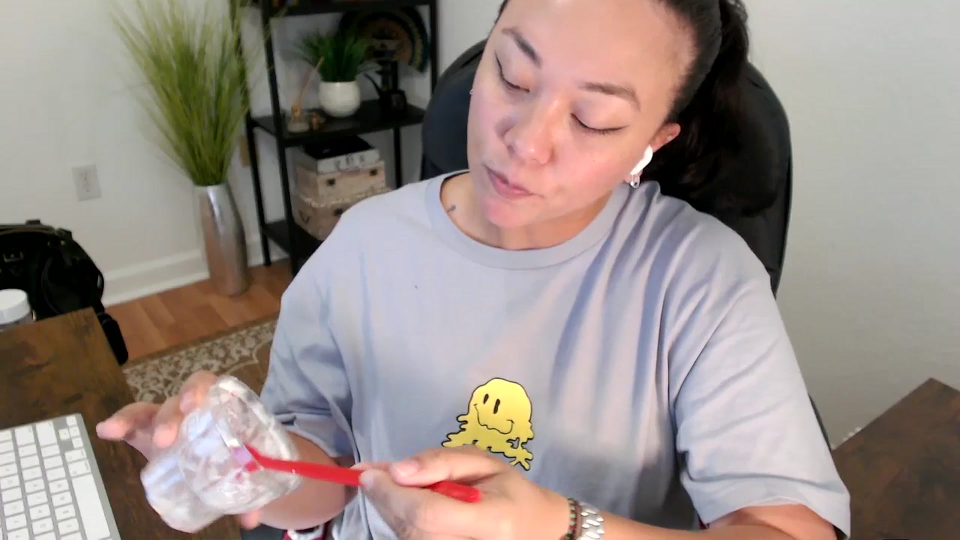 Gallery image thumbnail from MickaylaStar's myfreecams stream on, 04/25/2025, 20:19 image 20 of 20