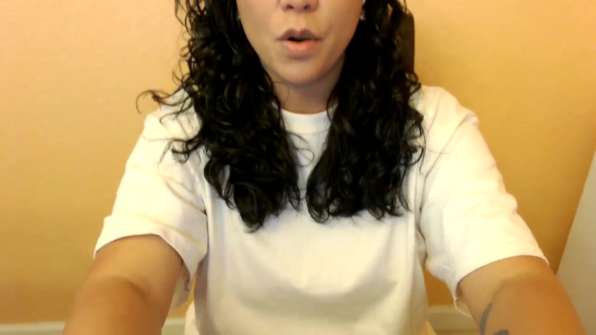 Gallery image thumbnail from MickaylaStar's myfreecams stream on, 04/27/2025, 18:54 image 7 of 20