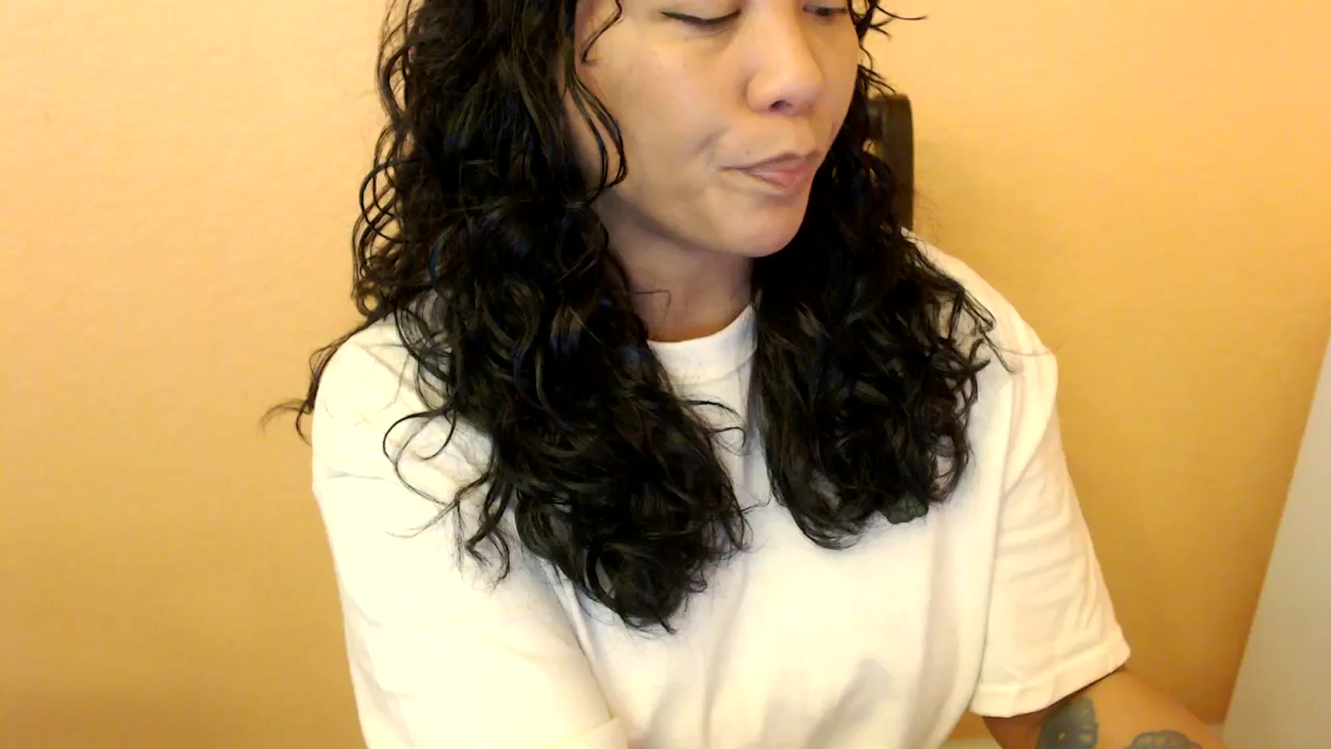 Gallery image thumbnail from MickaylaStar's myfreecams stream on, 04/27/2025, 18:54 image 19 of 20