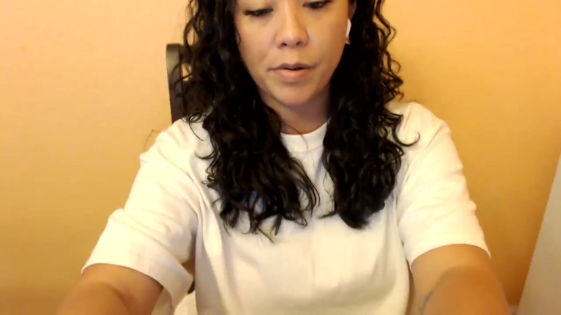 Gallery image thumbnail from MickaylaStar's myfreecams stream on, 04/27/2025, 21:53 image 20 of 20