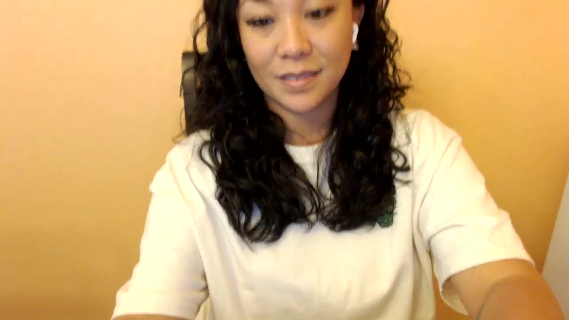 Gallery image thumbnail from MickaylaStar's myfreecams stream on, 04/27/2025, 21:53 image 6 of 20