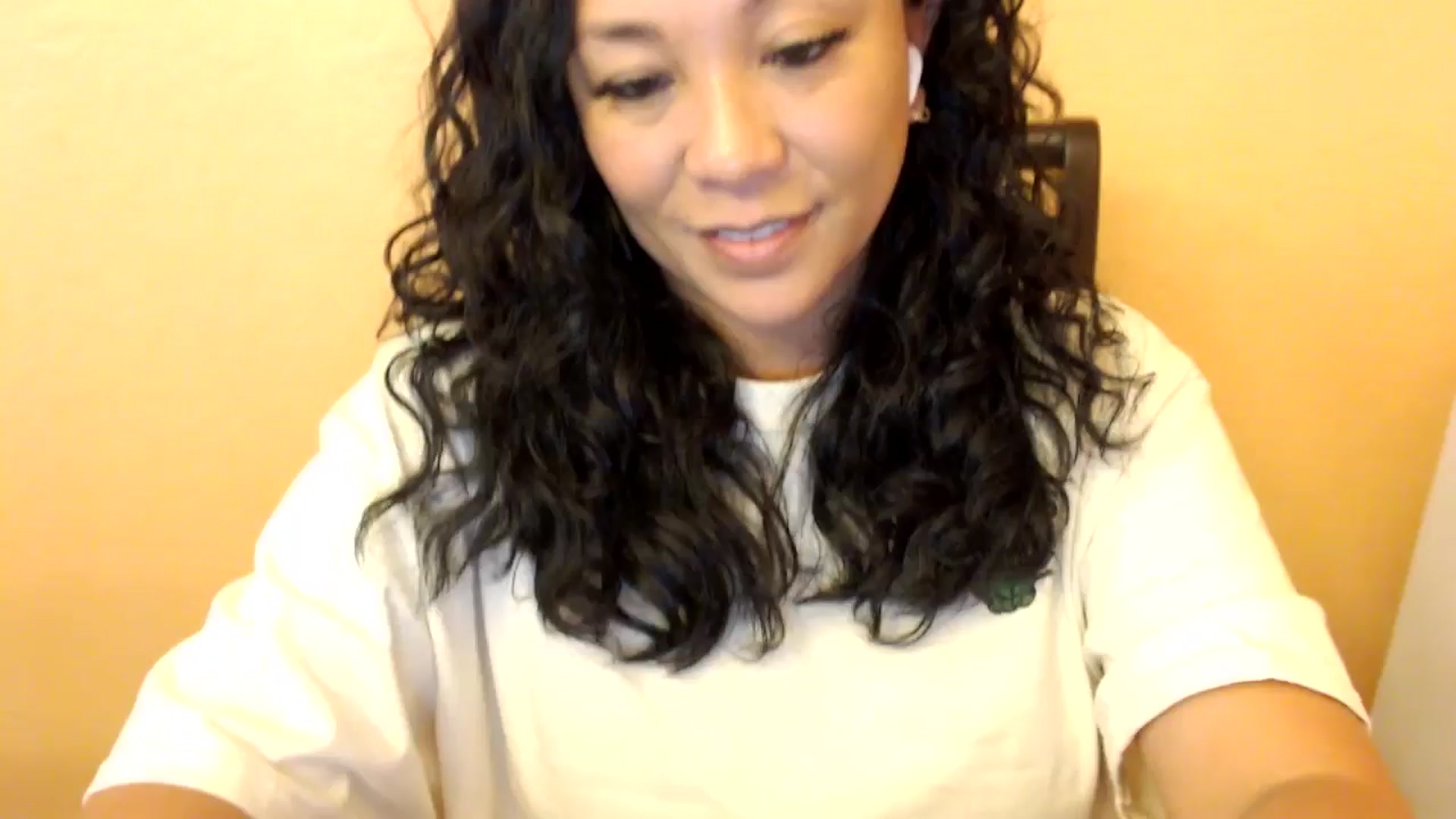 Gallery image thumbnail from MickaylaStar's myfreecams stream on, 04/27/2025, 22:19 image 16 of 20