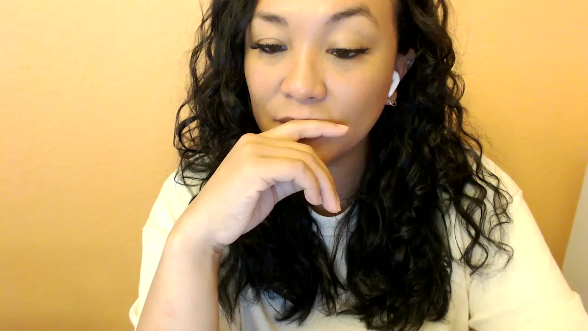 Gallery image thumbnail from MickaylaStar's myfreecams stream on, 04/27/2025, 22:19 image 19 of 20