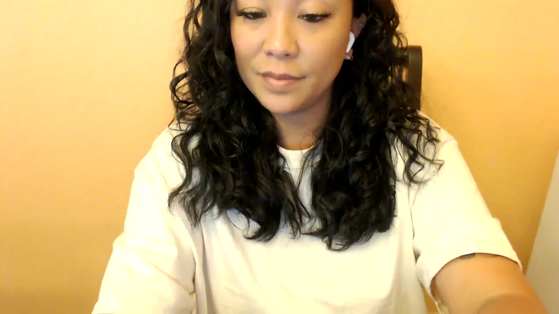 Gallery image thumbnail from MickaylaStar's myfreecams stream on, 04/27/2025, 22:19 image 20 of 20