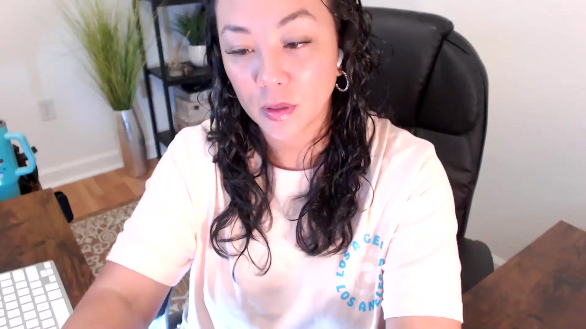 Gallery image thumbnail from MickaylaStar's myfreecams stream on, 04/29/2025, 15:45 image 5 of 20