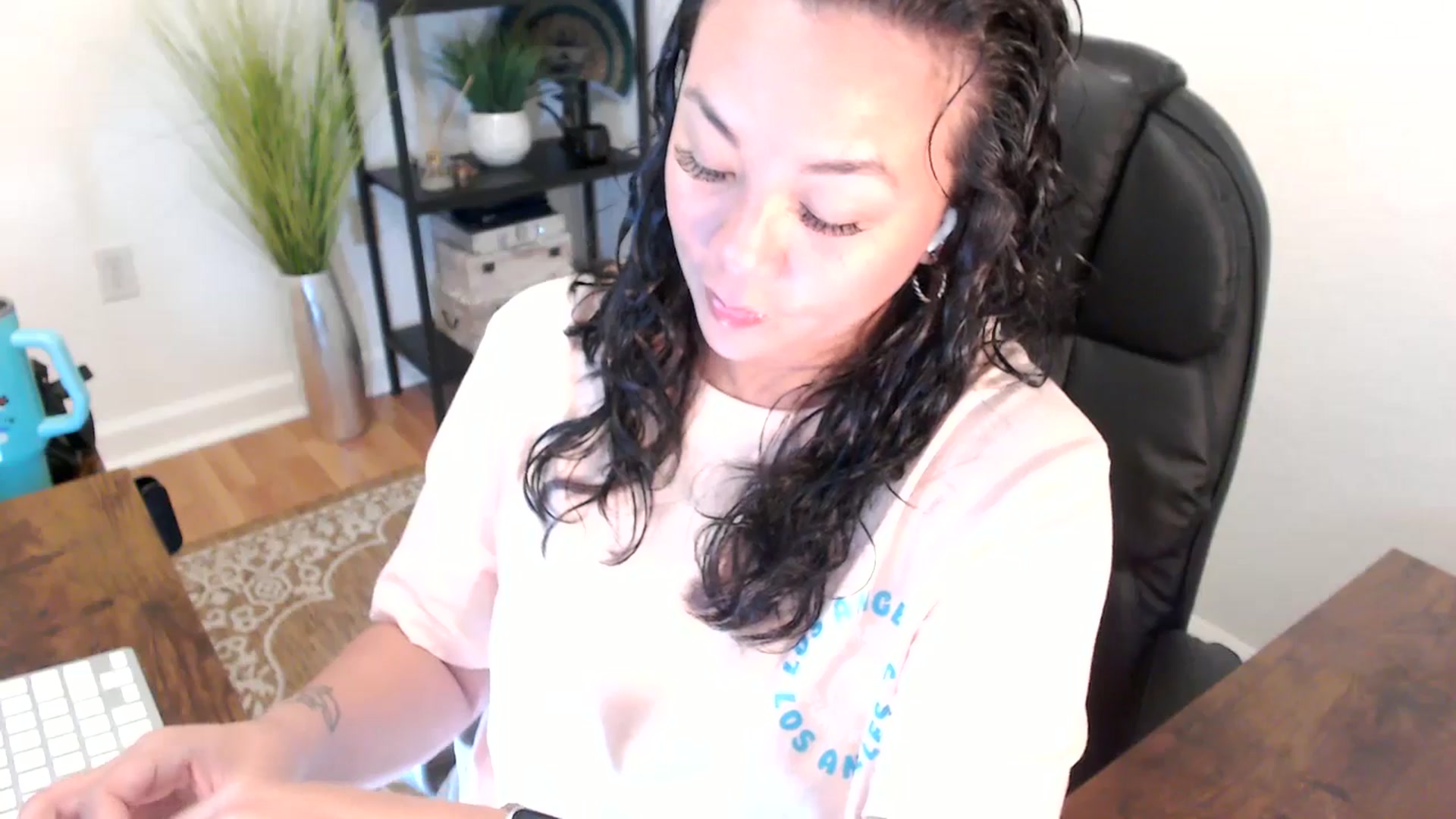 Gallery image thumbnail from MickaylaStar's myfreecams stream on, 04/29/2025, 15:45 image 2 of 20
