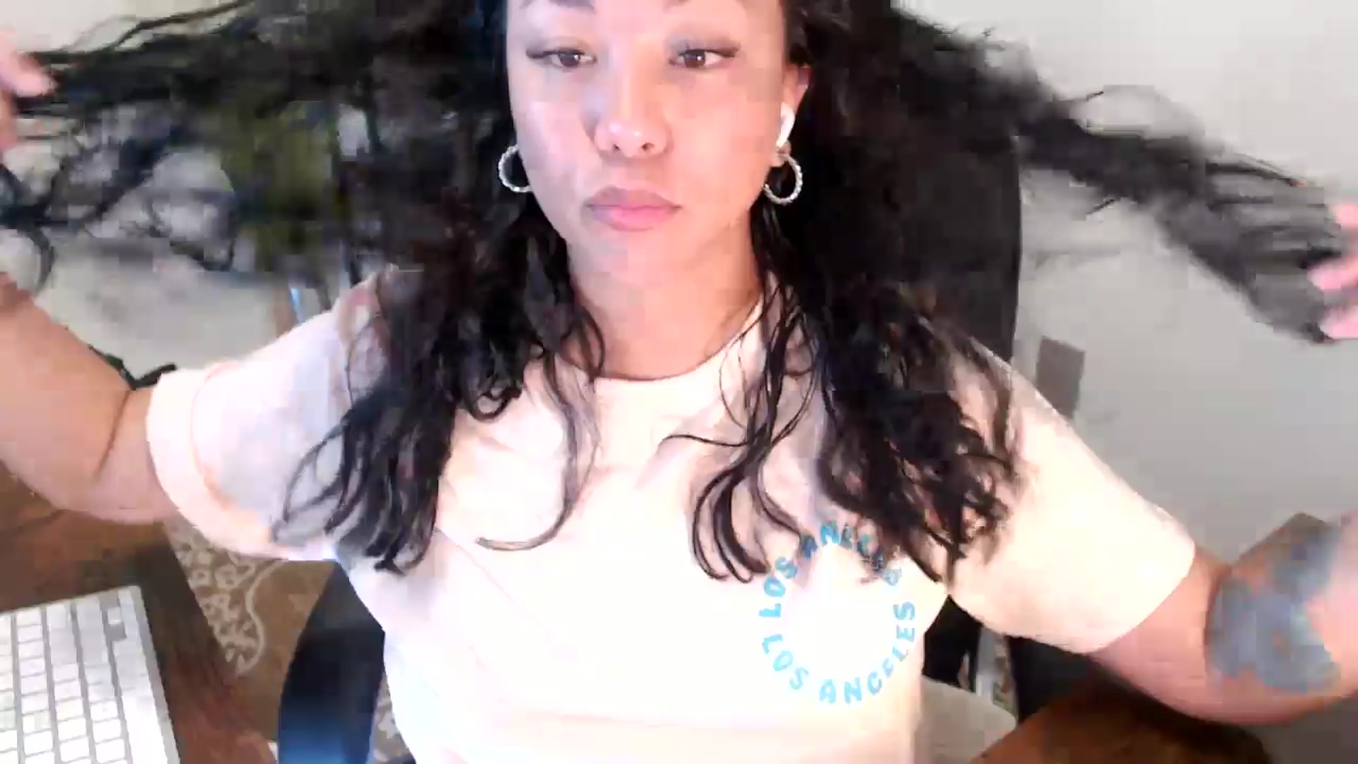 Gallery image thumbnail from MickaylaStar's myfreecams stream on, 04/29/2025, 16:30 image 13 of 20