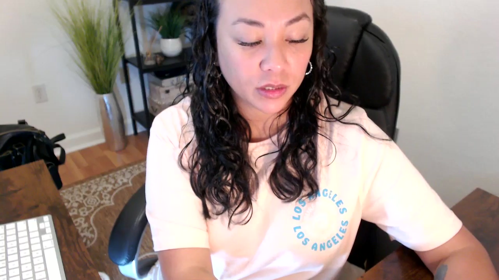 Gallery image thumbnail from MickaylaStar's myfreecams stream on, 04/29/2025, 16:30 image 12 of 20