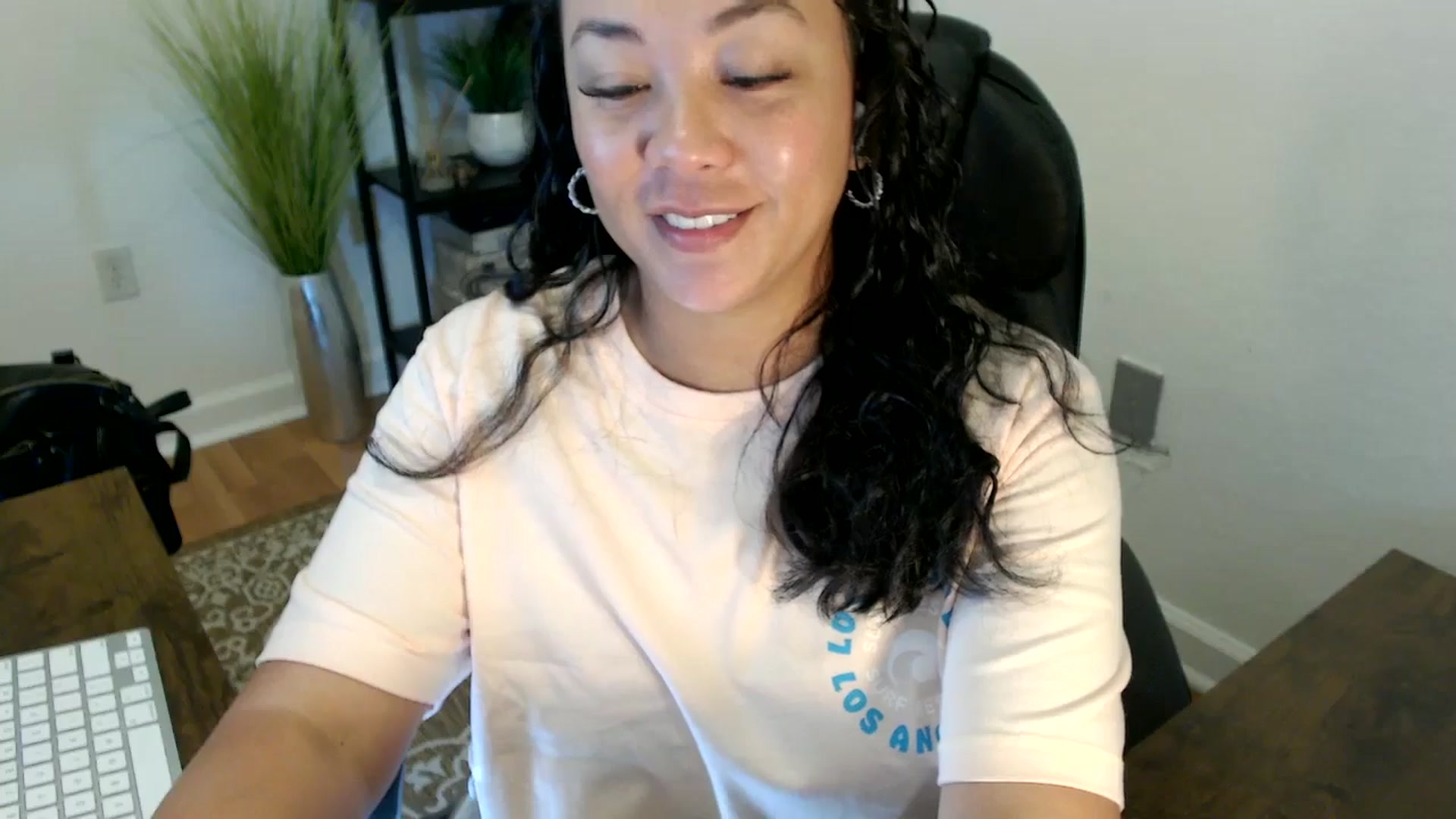 Gallery image thumbnail from MickaylaStar's myfreecams stream on, 04/29/2025, 16:30 image 18 of 20