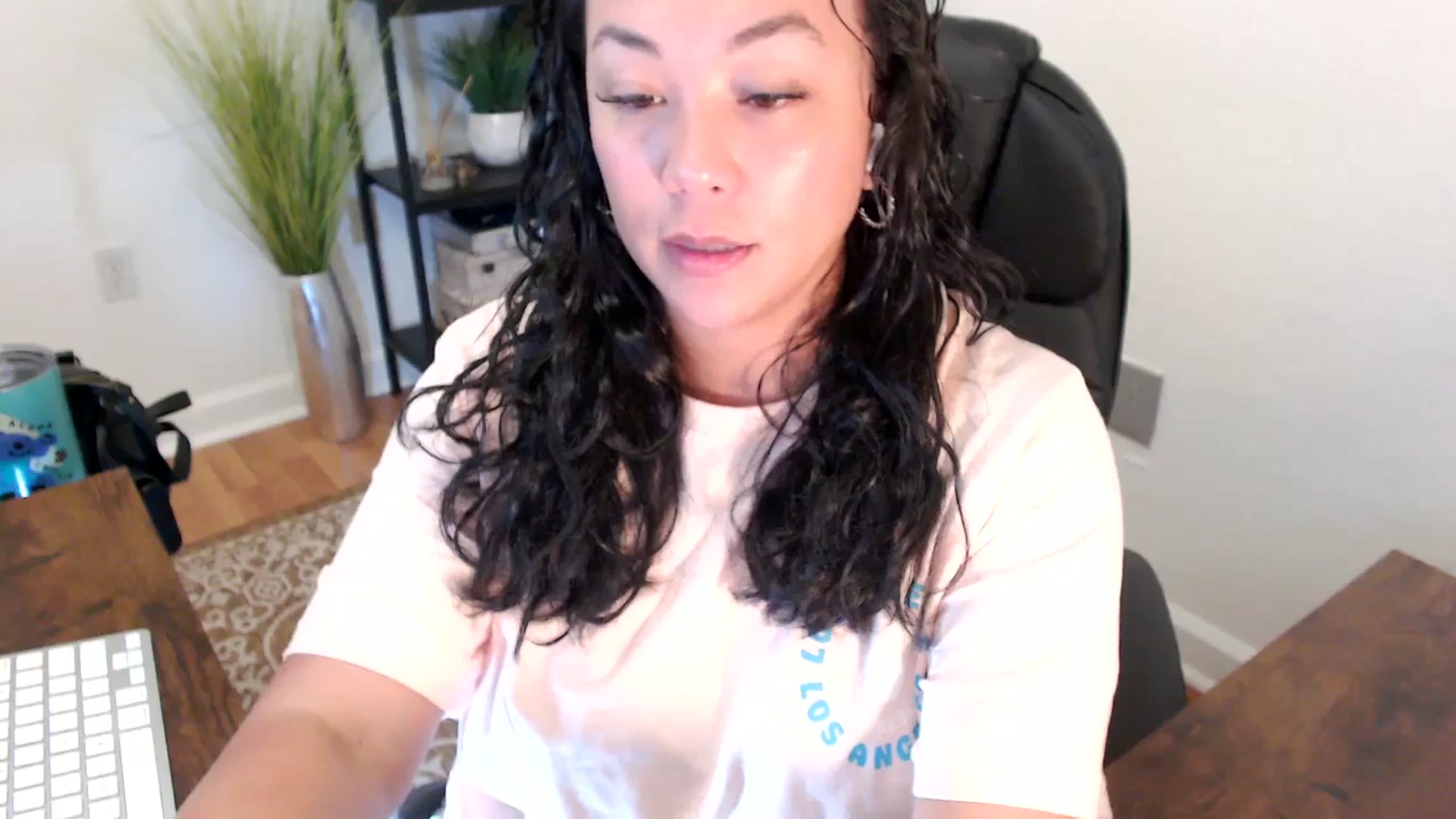 Gallery image thumbnail from MickaylaStar's myfreecams stream on, 04/29/2025, 16:50 image 3 of 20