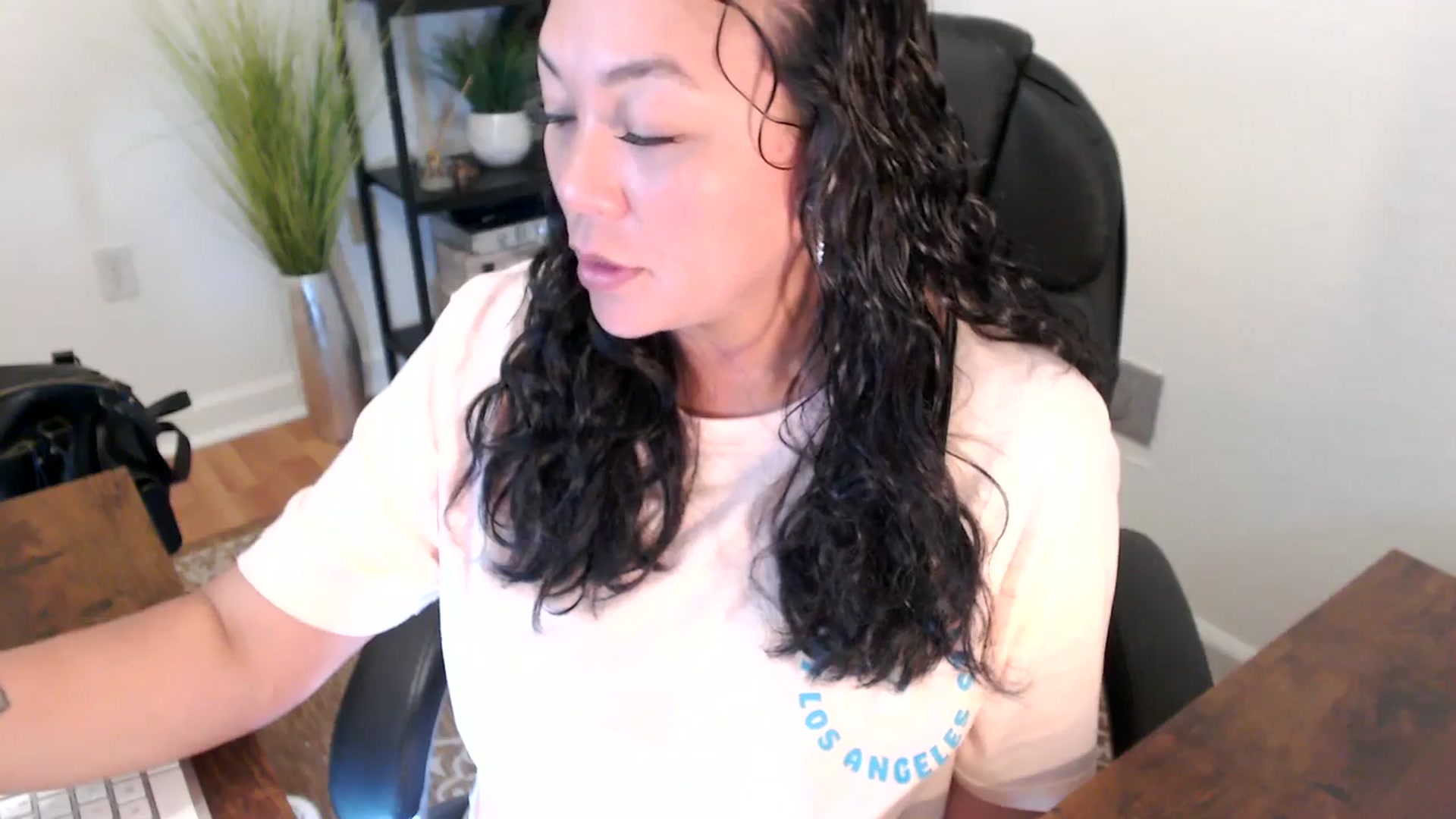 Gallery image thumbnail from MickaylaStar's myfreecams stream on, 04/29/2025, 16:50 image 15 of 20