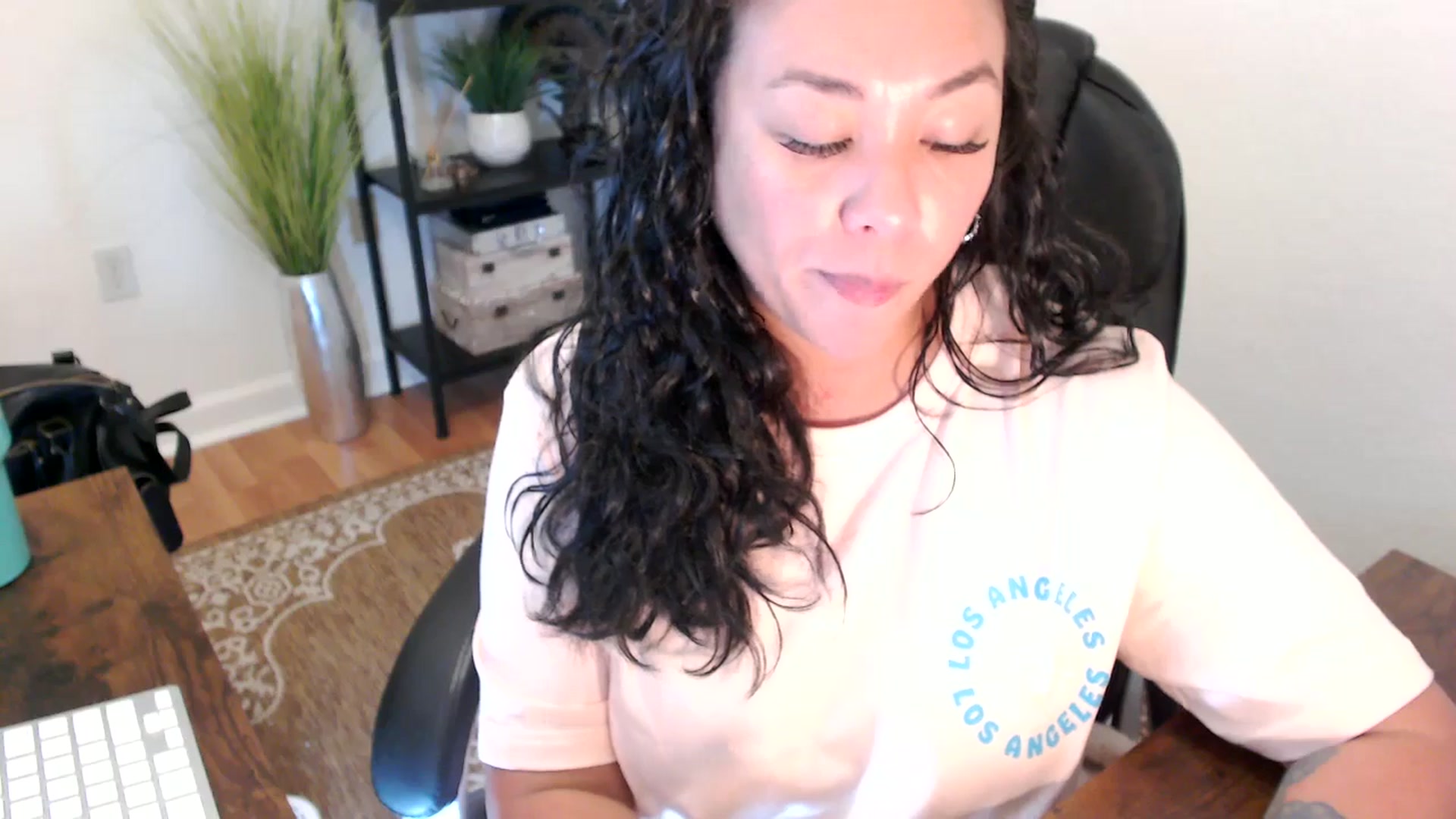 Gallery image thumbnail from MickaylaStar's myfreecams stream on, 04/29/2025, 17:14 image 18 of 20