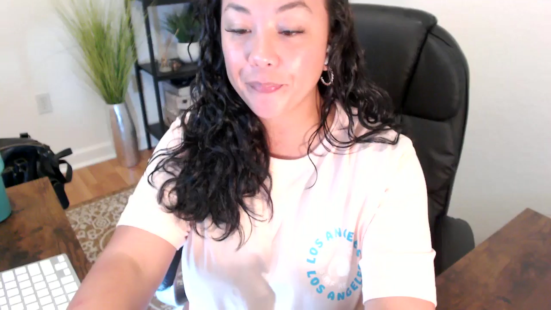 Gallery image thumbnail from MickaylaStar's myfreecams stream on, 04/29/2025, 17:14 image 12 of 20