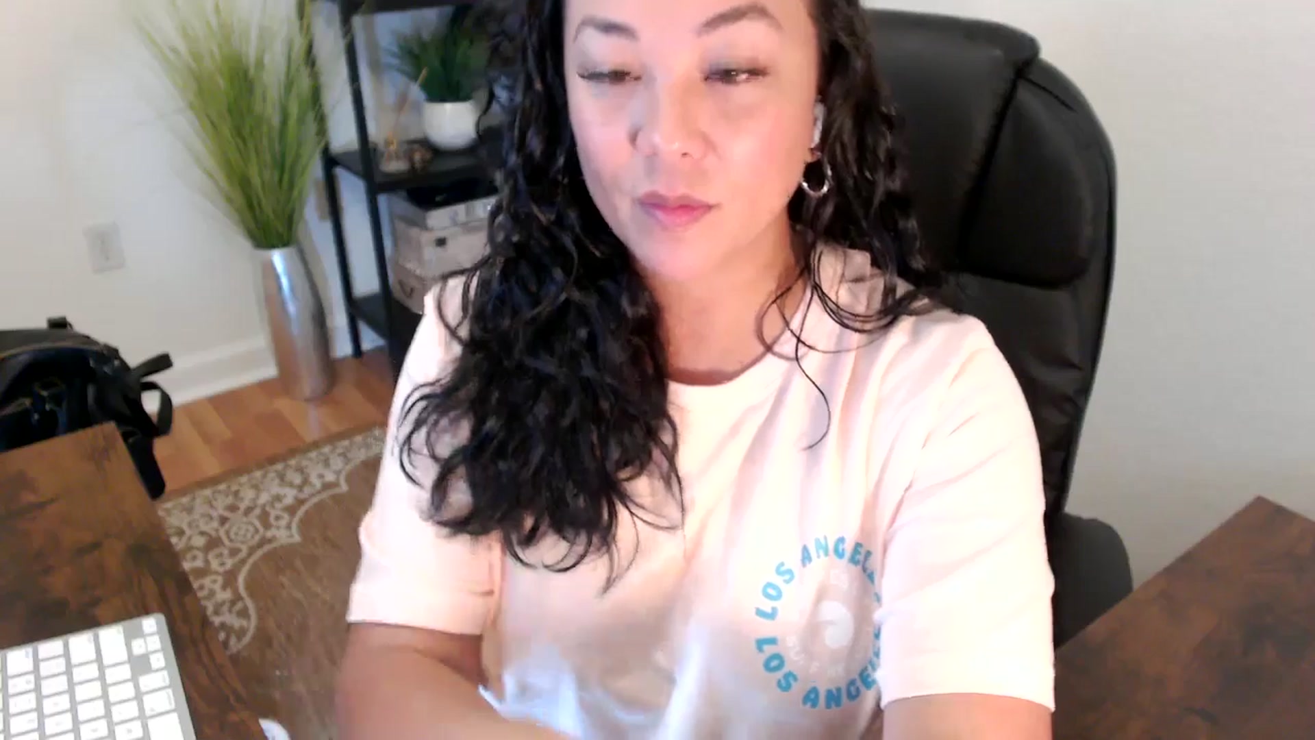 Gallery image thumbnail from MickaylaStar's myfreecams stream on, 04/29/2025, 17:14 image 9 of 20