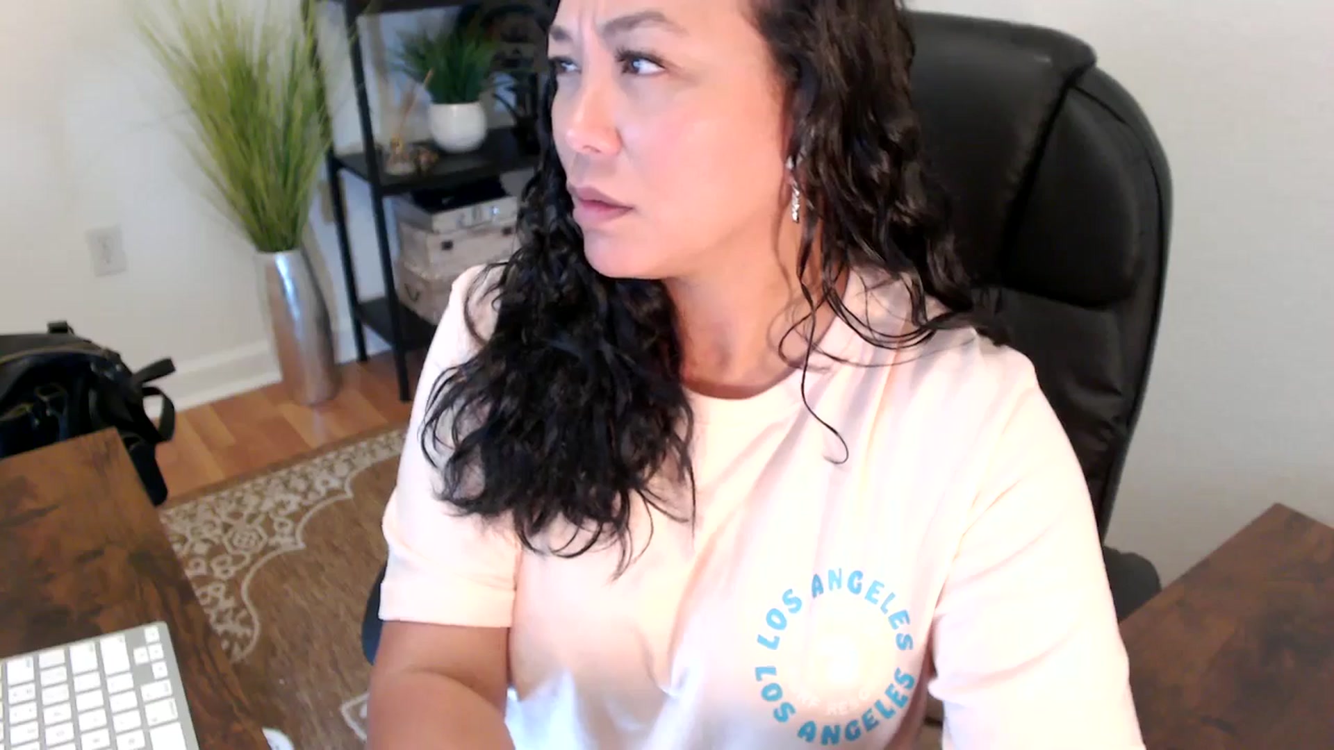 Gallery image thumbnail from MickaylaStar's myfreecams stream on, 04/29/2025, 17:14 image 8 of 20