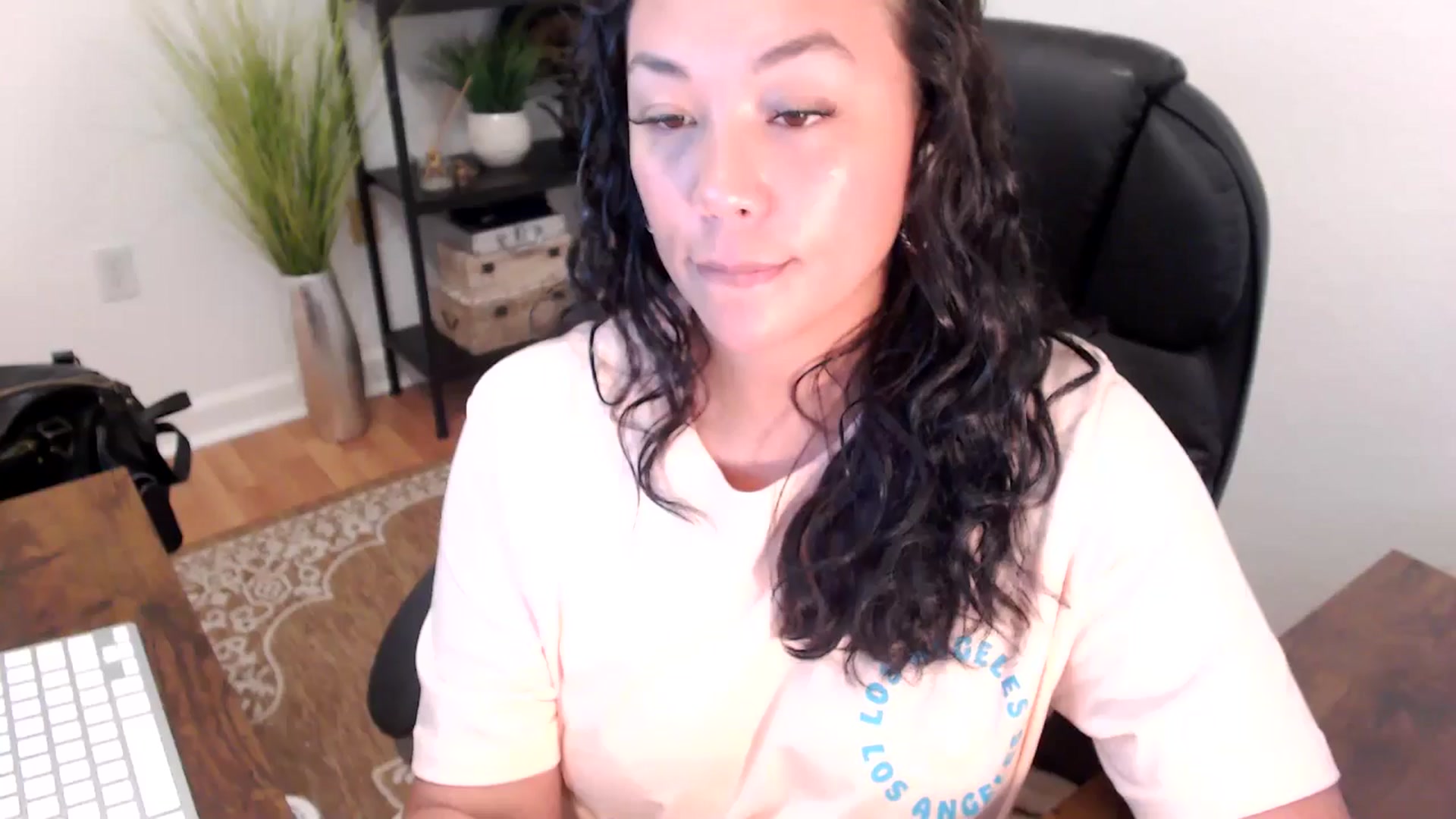 Gallery image thumbnail from MickaylaStar's myfreecams stream on, 04/29/2025, 18:07 image 17 of 20