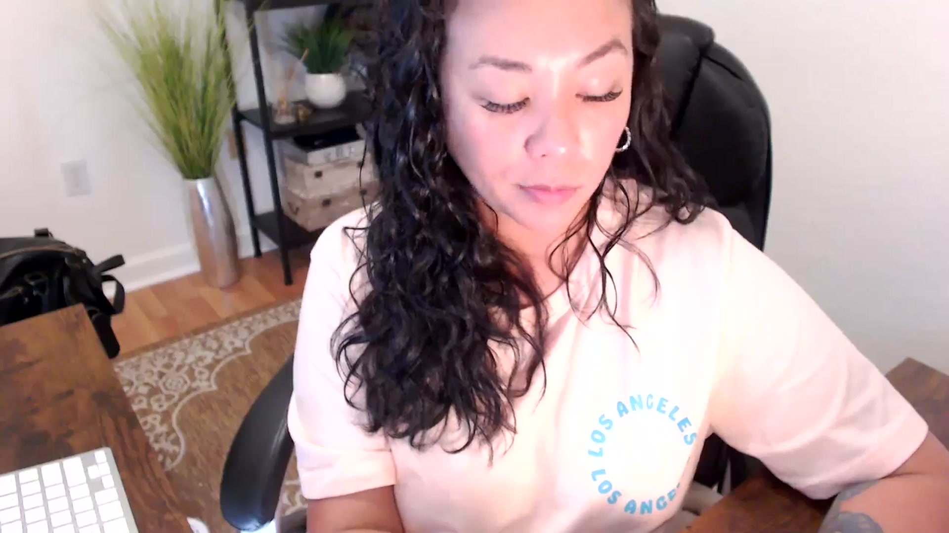 Gallery image thumbnail from MickaylaStar's myfreecams stream on, 04/29/2025, 18:07 image 2 of 20