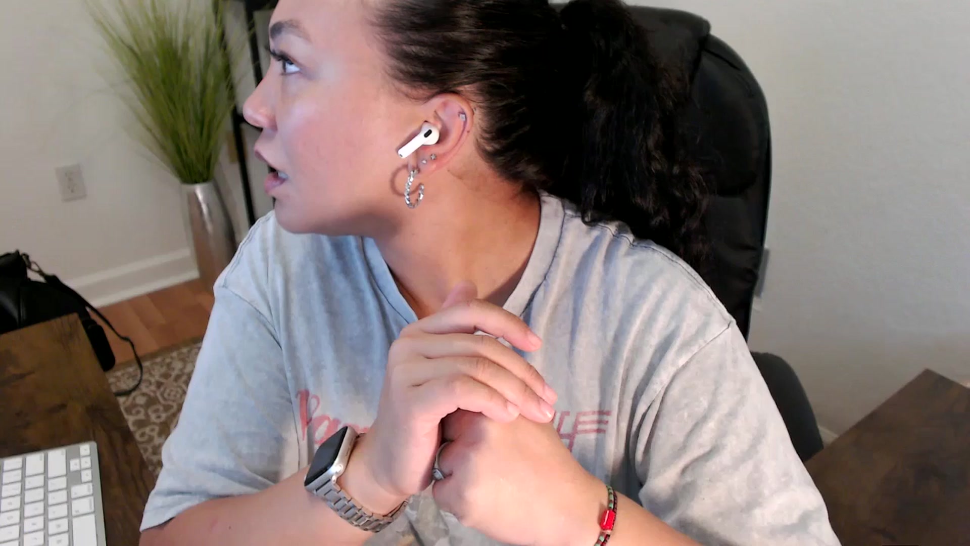 Gallery image thumbnail from MickaylaStar's myfreecams stream on, 04/30/2025, 16:40 image 9 of 20