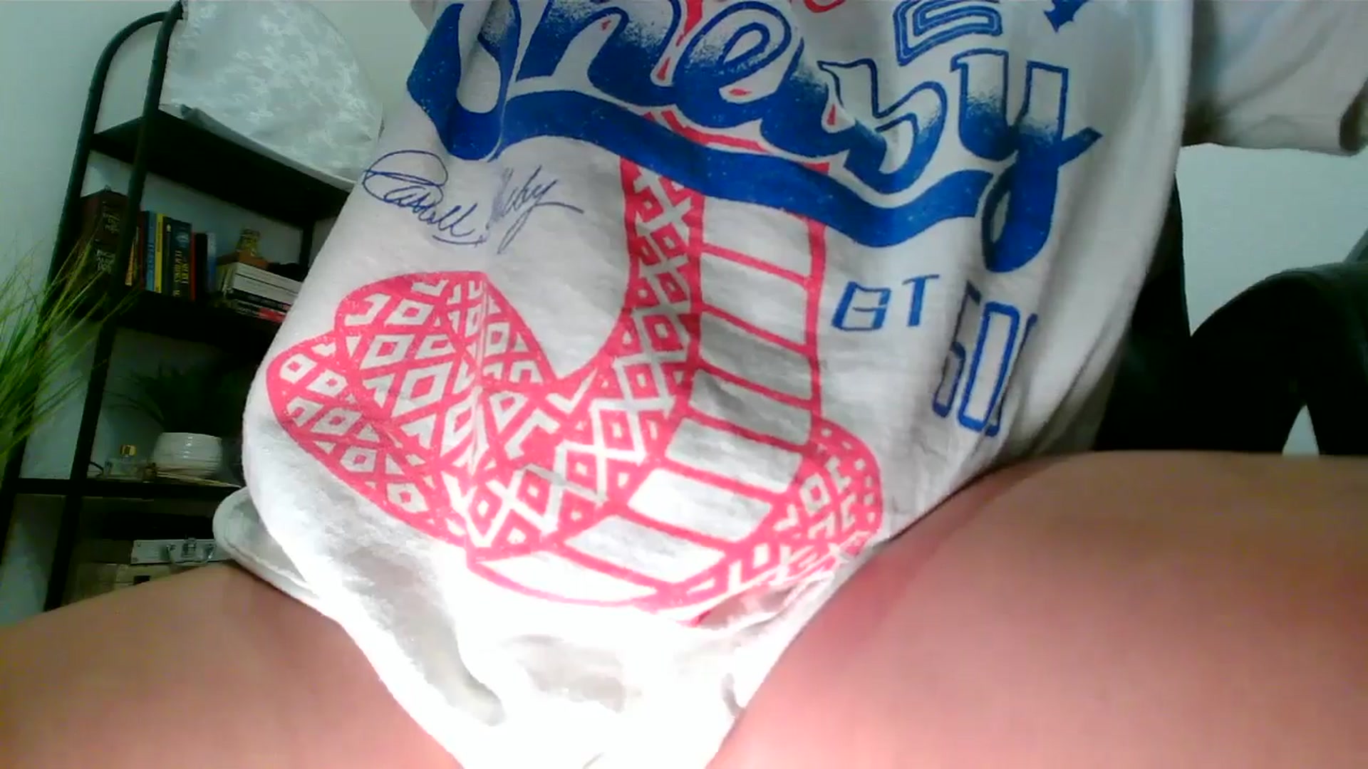 Gallery image thumbnail from MickaylaStar's myfreecams stream on, 05/05/2025, 20:29 image 17 of 20