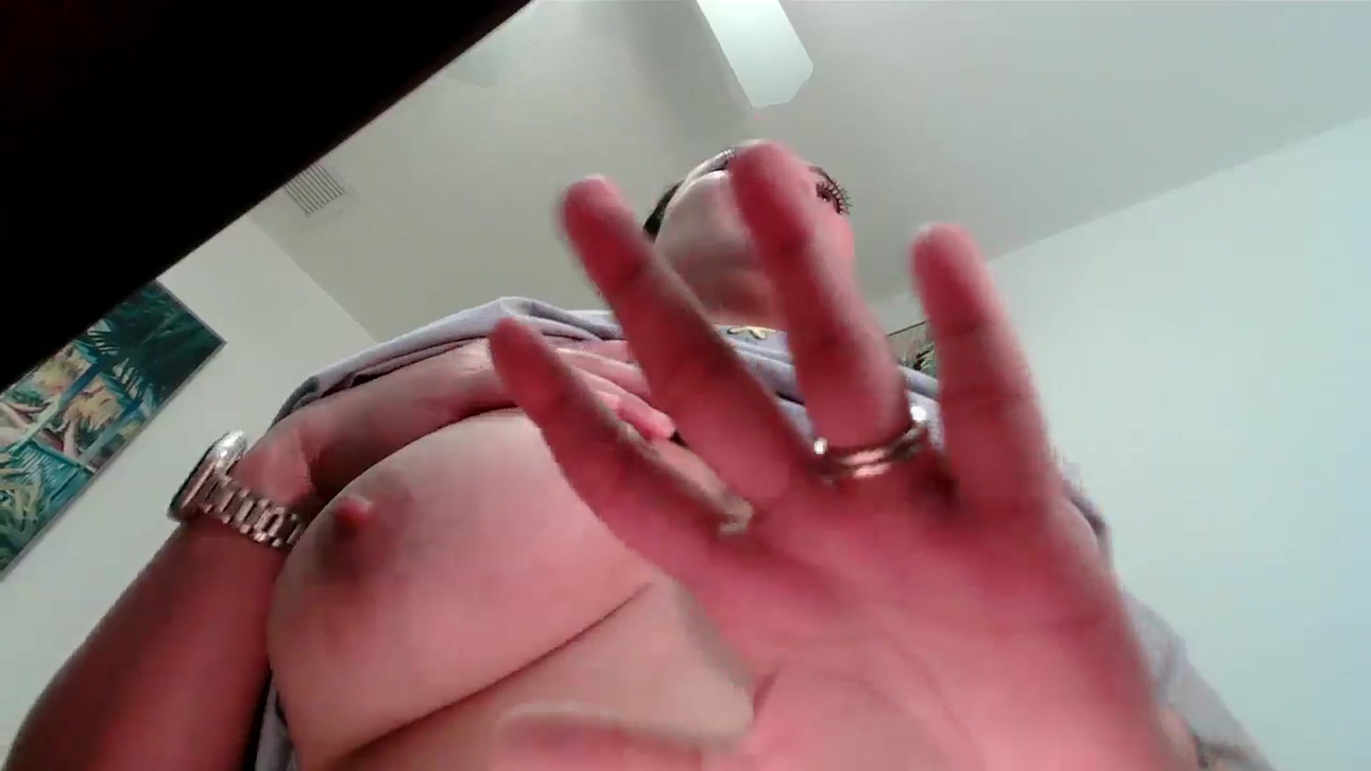 Gallery image thumbnail from MickaylaStar's myfreecams stream on, 05/06/2025, 20:17 image 18 of 20