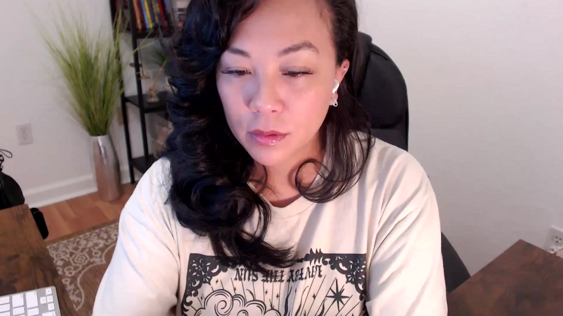 Gallery image thumbnail from MickaylaStar's myfreecams stream on, 05/07/2025, 15:59 image 15 of 20