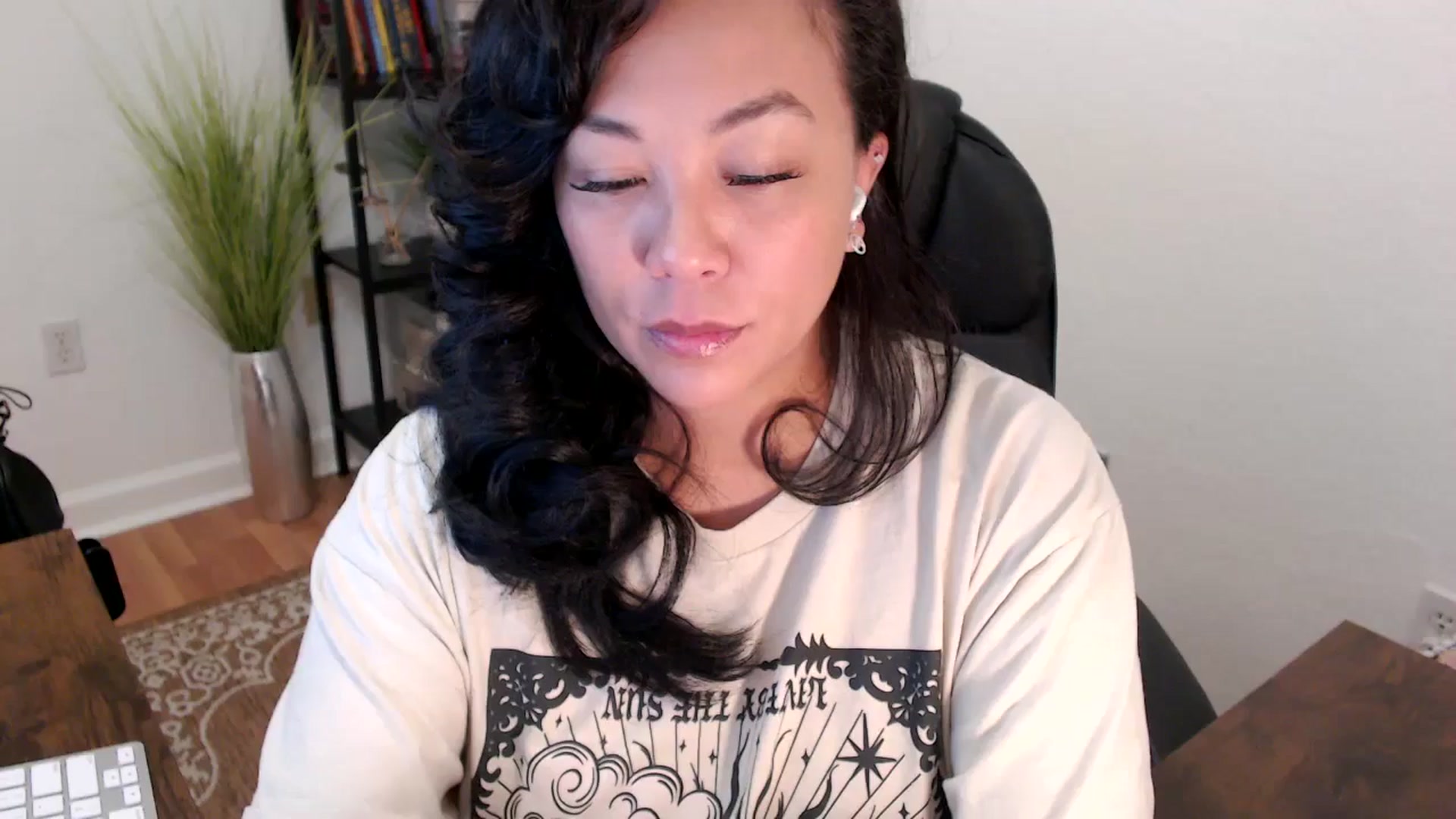 Gallery image thumbnail from MickaylaStar's myfreecams stream on, 05/07/2025, 15:59 image 16 of 20