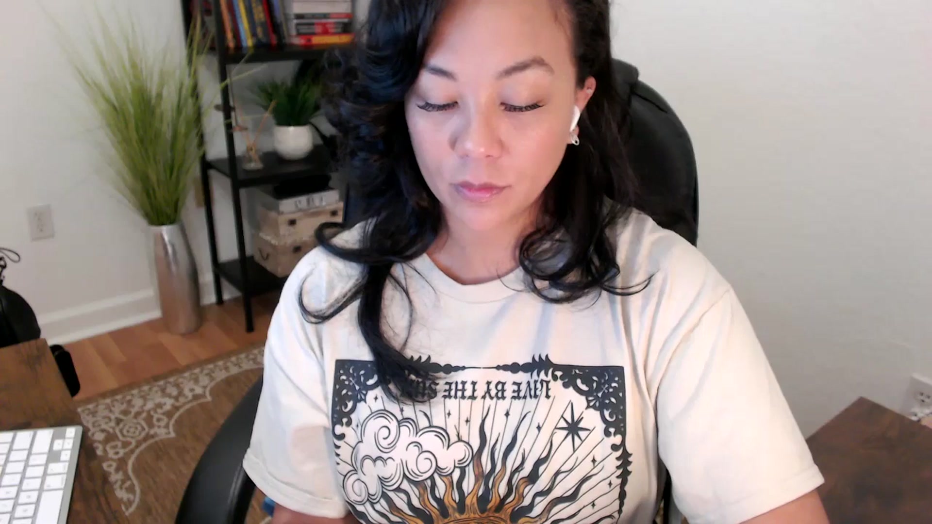 Gallery image thumbnail from MickaylaStar's myfreecams stream on, 05/07/2025, 16:52 image 16 of 20
