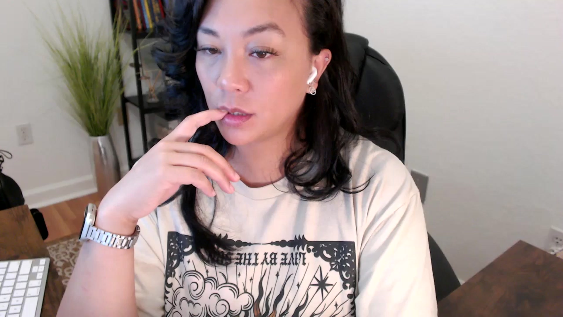 Gallery image thumbnail from MickaylaStar's myfreecams stream on, 05/07/2025, 16:52 image 17 of 20