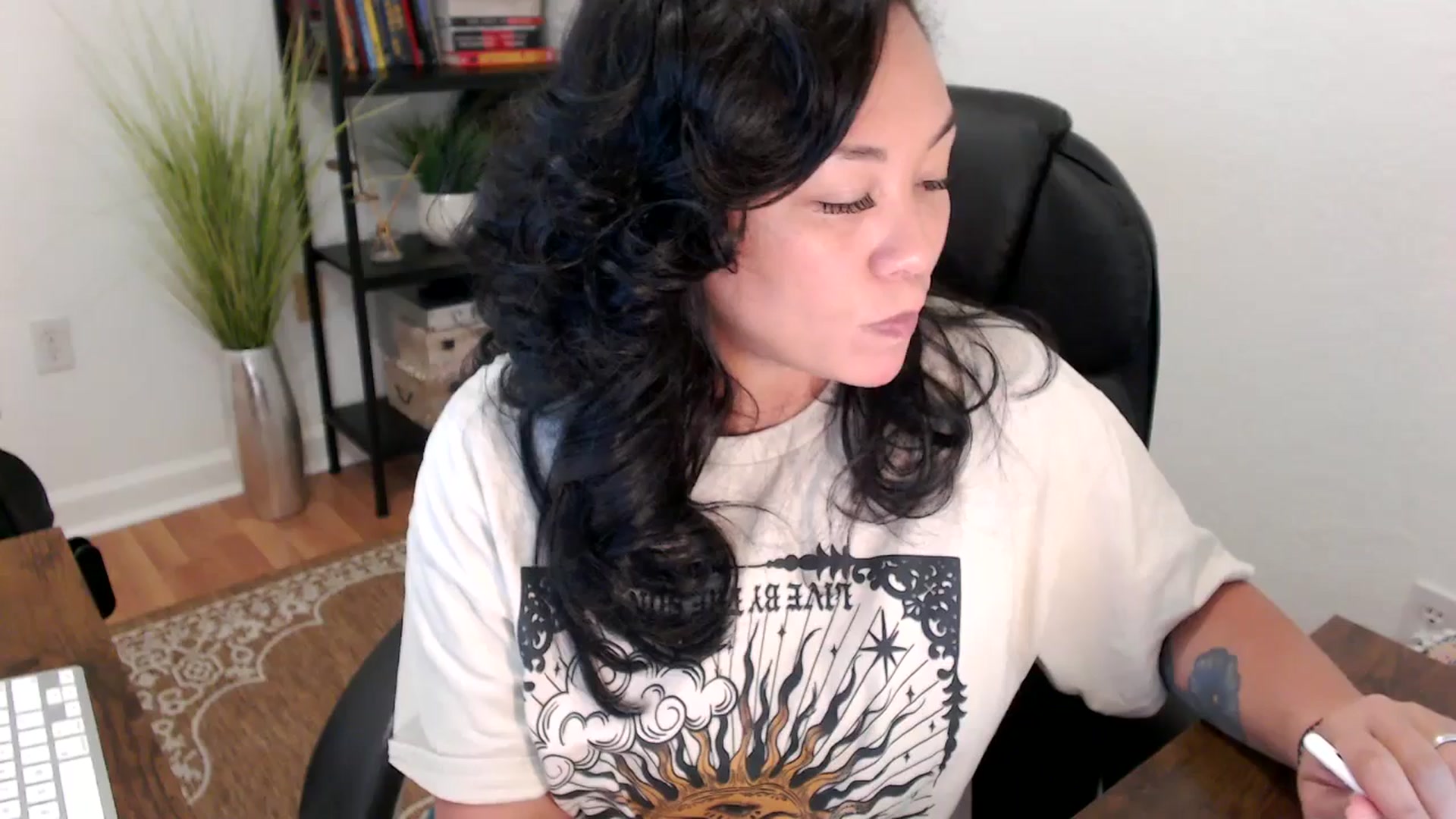 Gallery image thumbnail from MickaylaStar's myfreecams stream on, 05/07/2025, 17:57 image 9 of 20