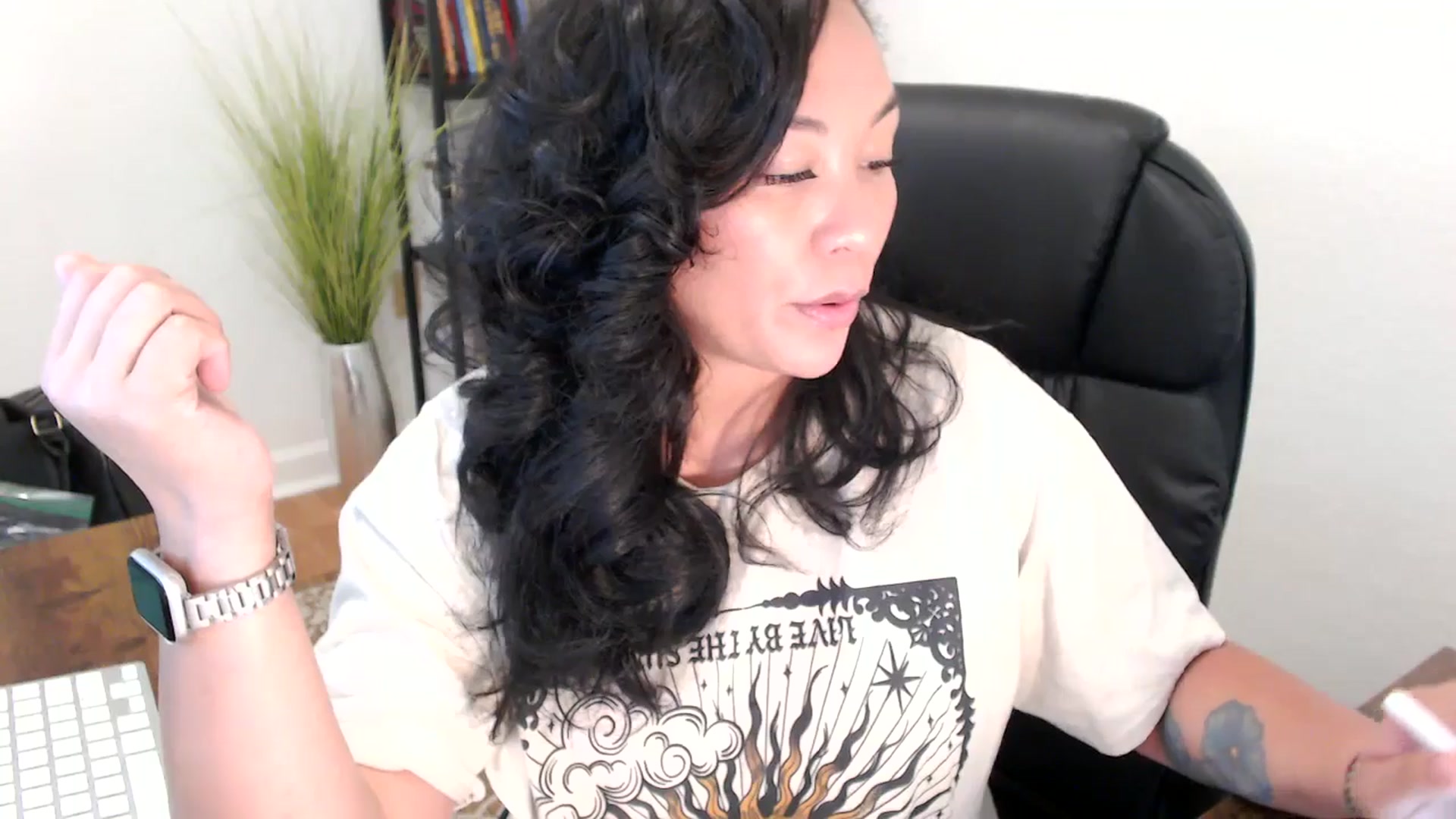 Gallery image thumbnail from MickaylaStar's myfreecams stream on, 05/07/2025, 19:22 image 11 of 20