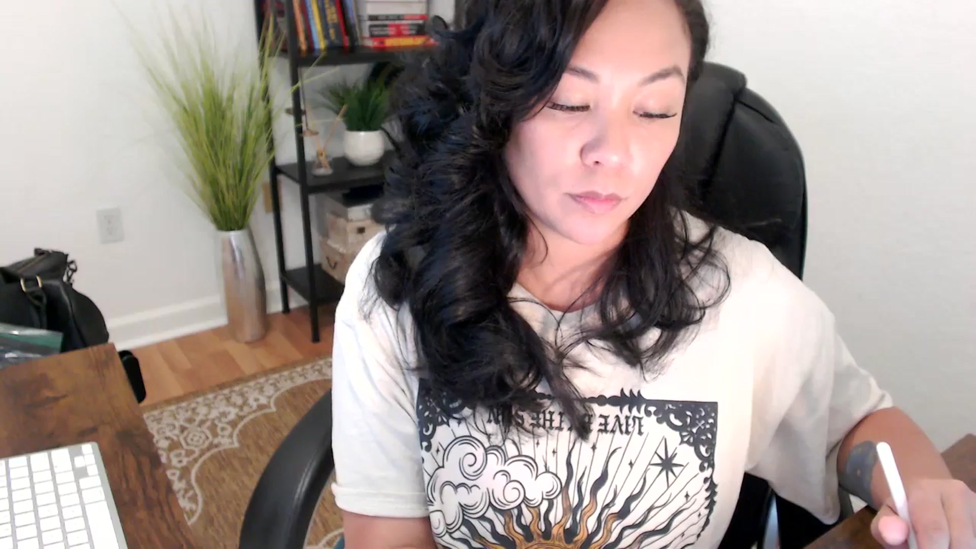 Gallery image thumbnail from MickaylaStar's myfreecams stream on, 05/07/2025, 19:22 image 20 of 20