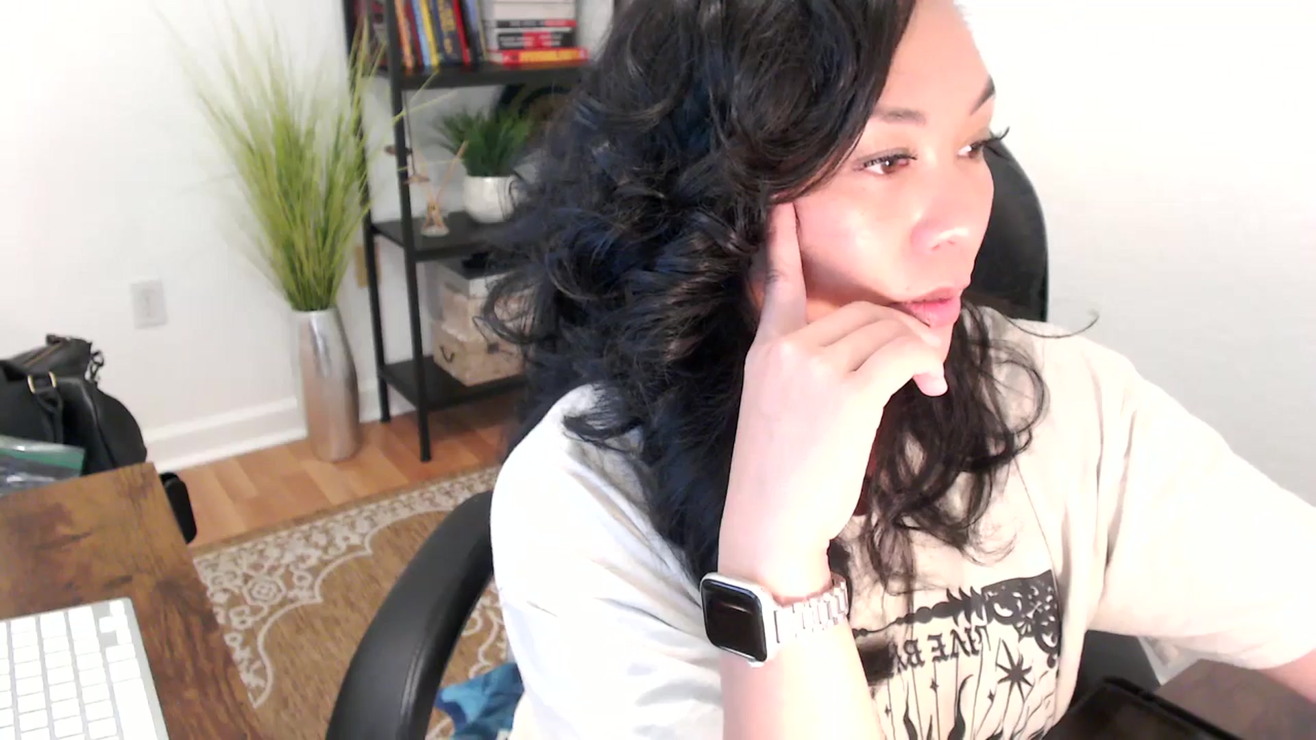 Gallery image thumbnail from MickaylaStar's myfreecams stream on, 05/07/2025, 19:22 image 10 of 20