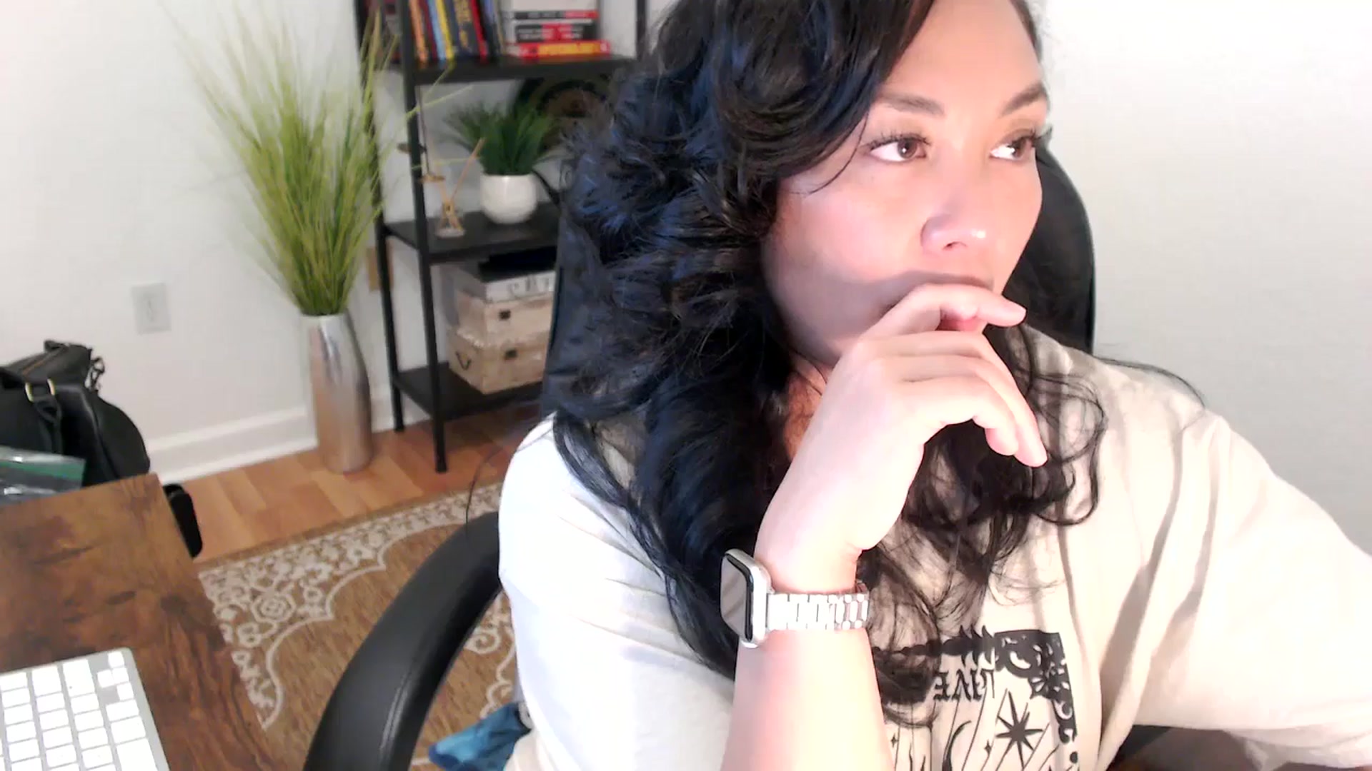 Gallery image thumbnail from MickaylaStar's myfreecams stream on, 05/07/2025, 19:43 image 7 of 20