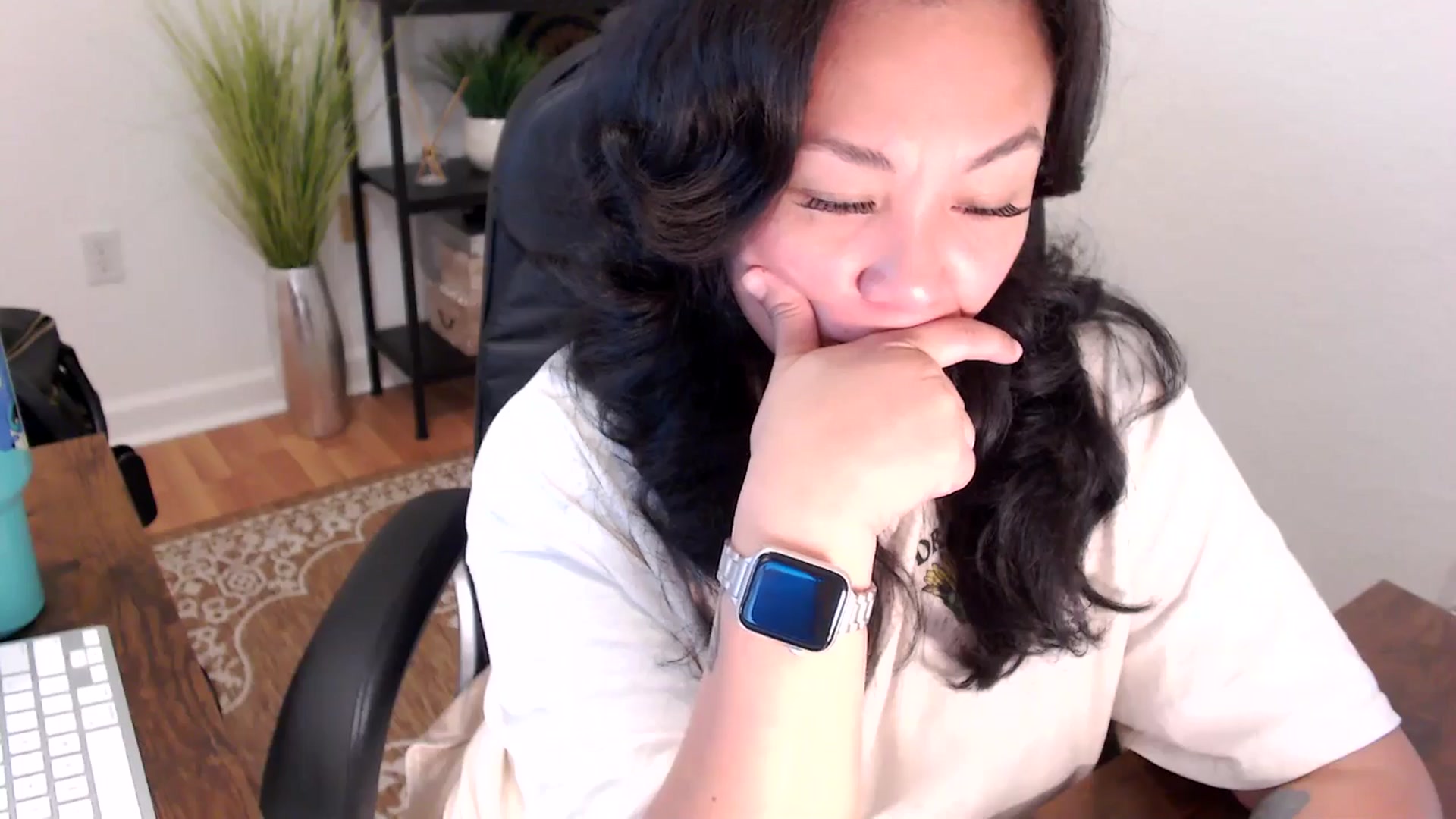 Gallery image thumbnail from MickaylaStar's myfreecams stream on, 05/08/2025, 17:45 image 7 of 20