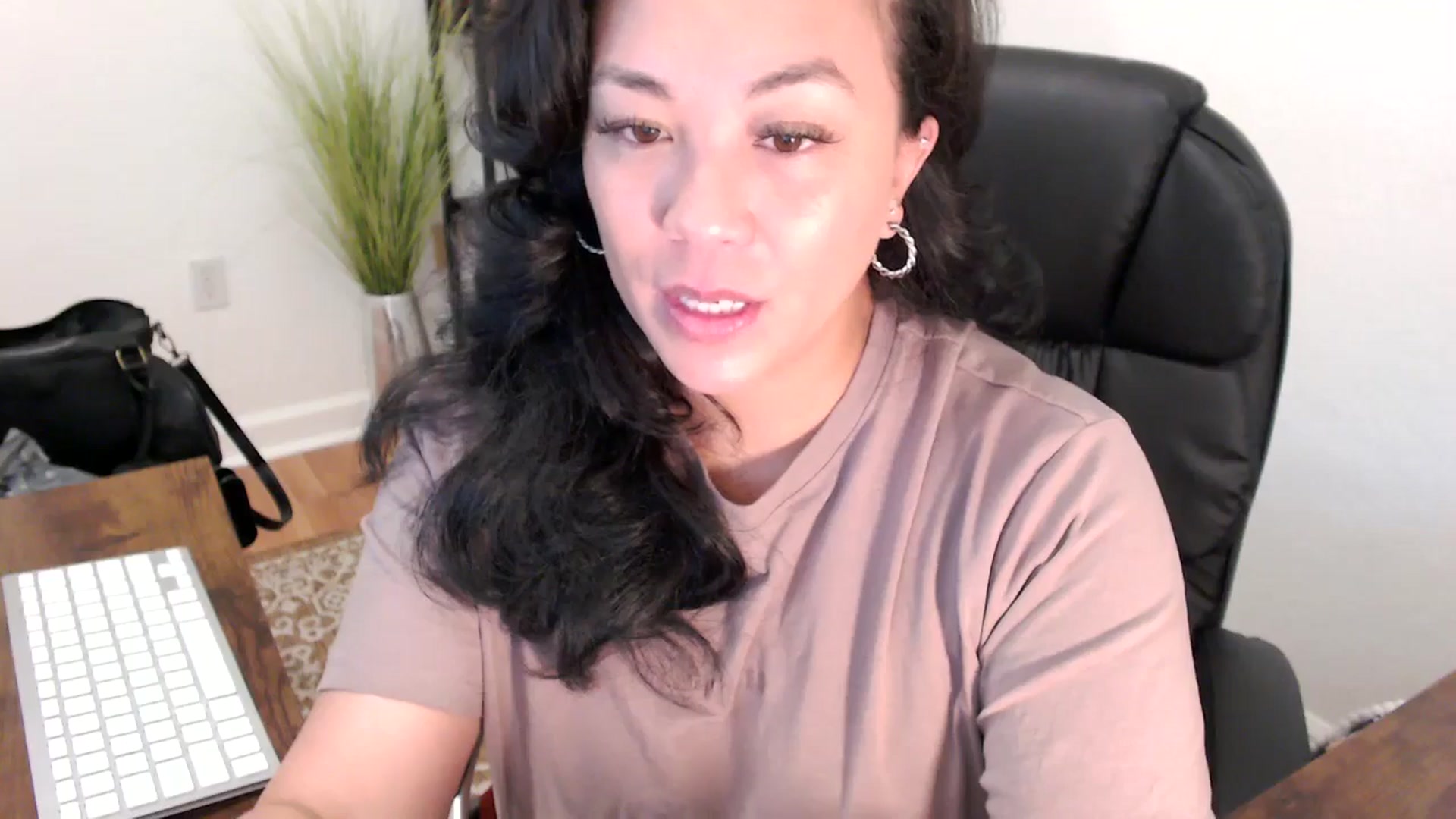 Gallery image thumbnail from MickaylaStar's myfreecams stream on, 05/09/2025, 15:52 image 20 of 20