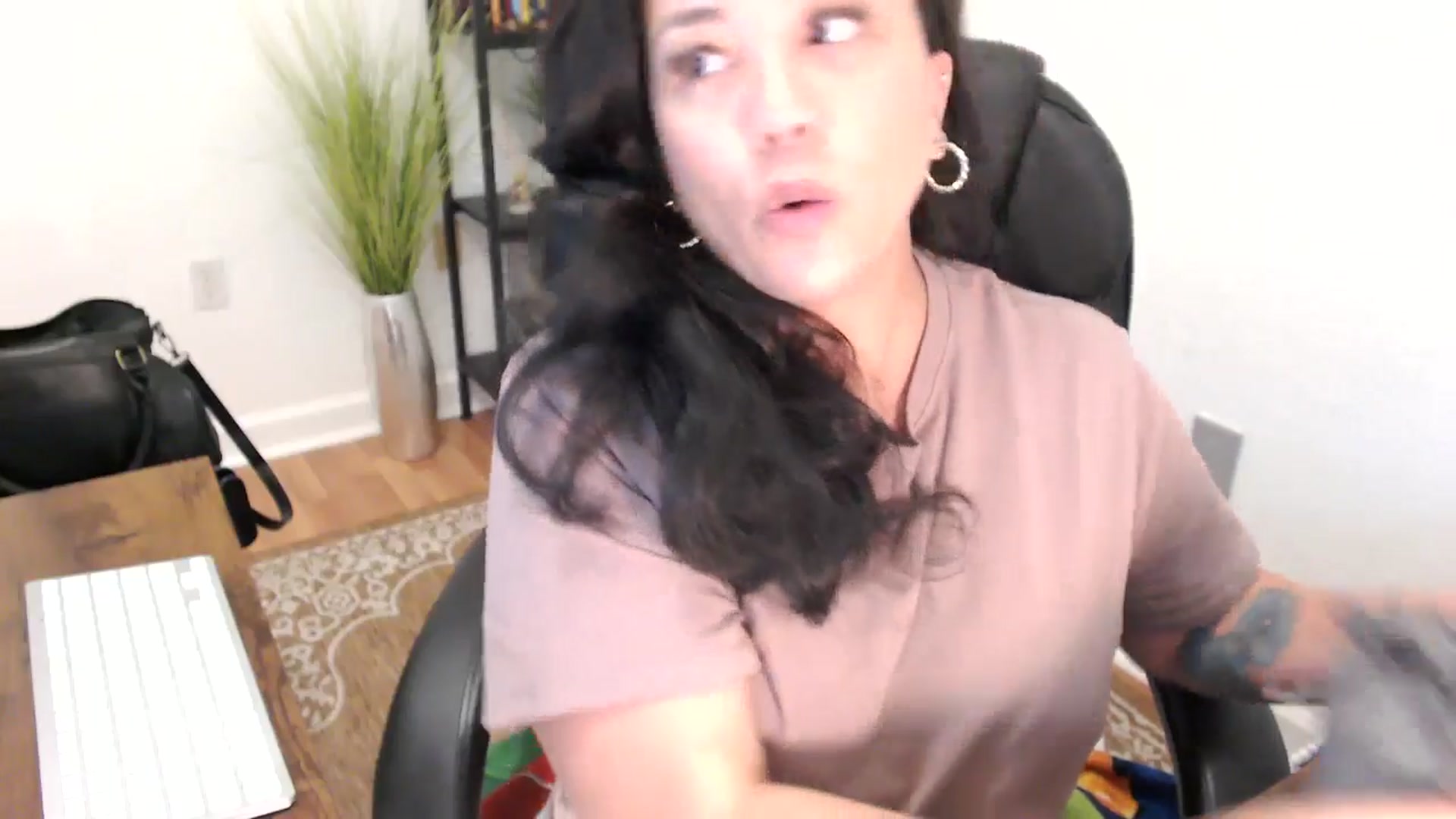 Gallery image thumbnail from MickaylaStar's myfreecams stream on, 05/09/2025, 15:52 image 7 of 20