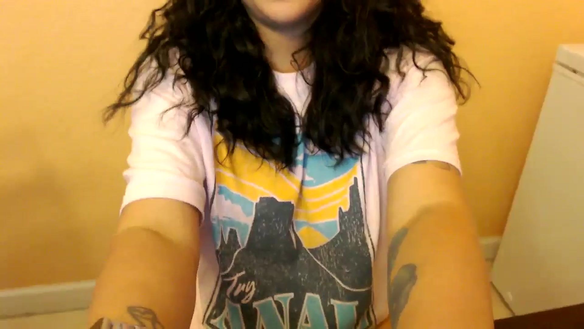 Gallery image thumbnail from MickaylaStar's myfreecams stream on, 05/10/2025, 18:58 image 20 of 20