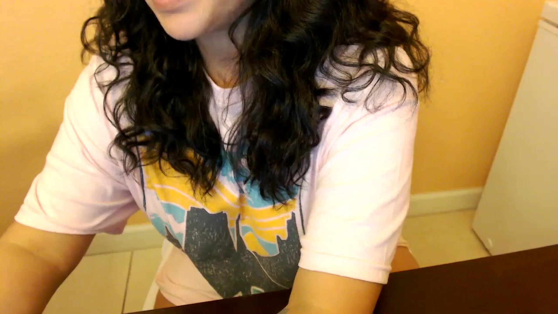 Gallery image thumbnail from MickaylaStar's myfreecams stream on, 05/10/2025, 18:58 image 16 of 20